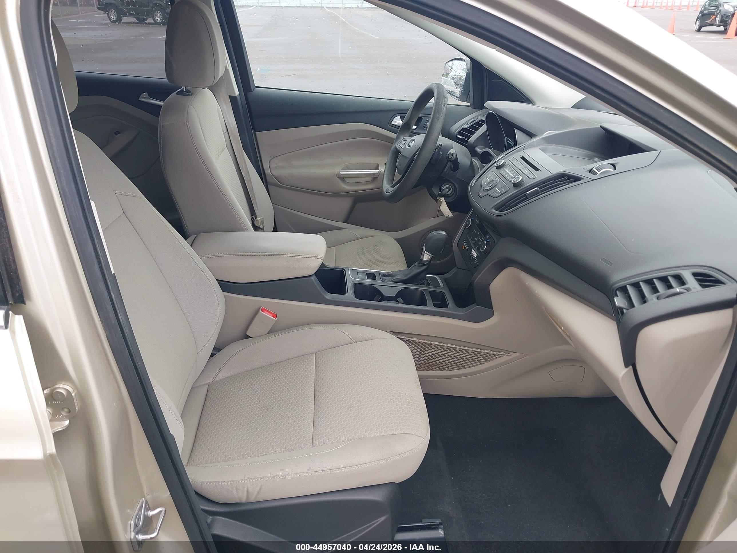 FORD ESCAPE image 5