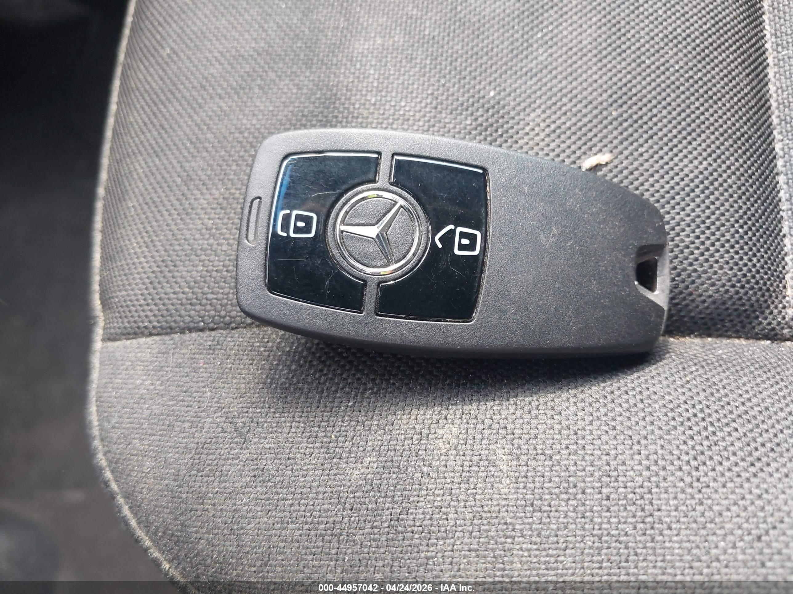 MERCEDES-BENZ SPRINTER image 11