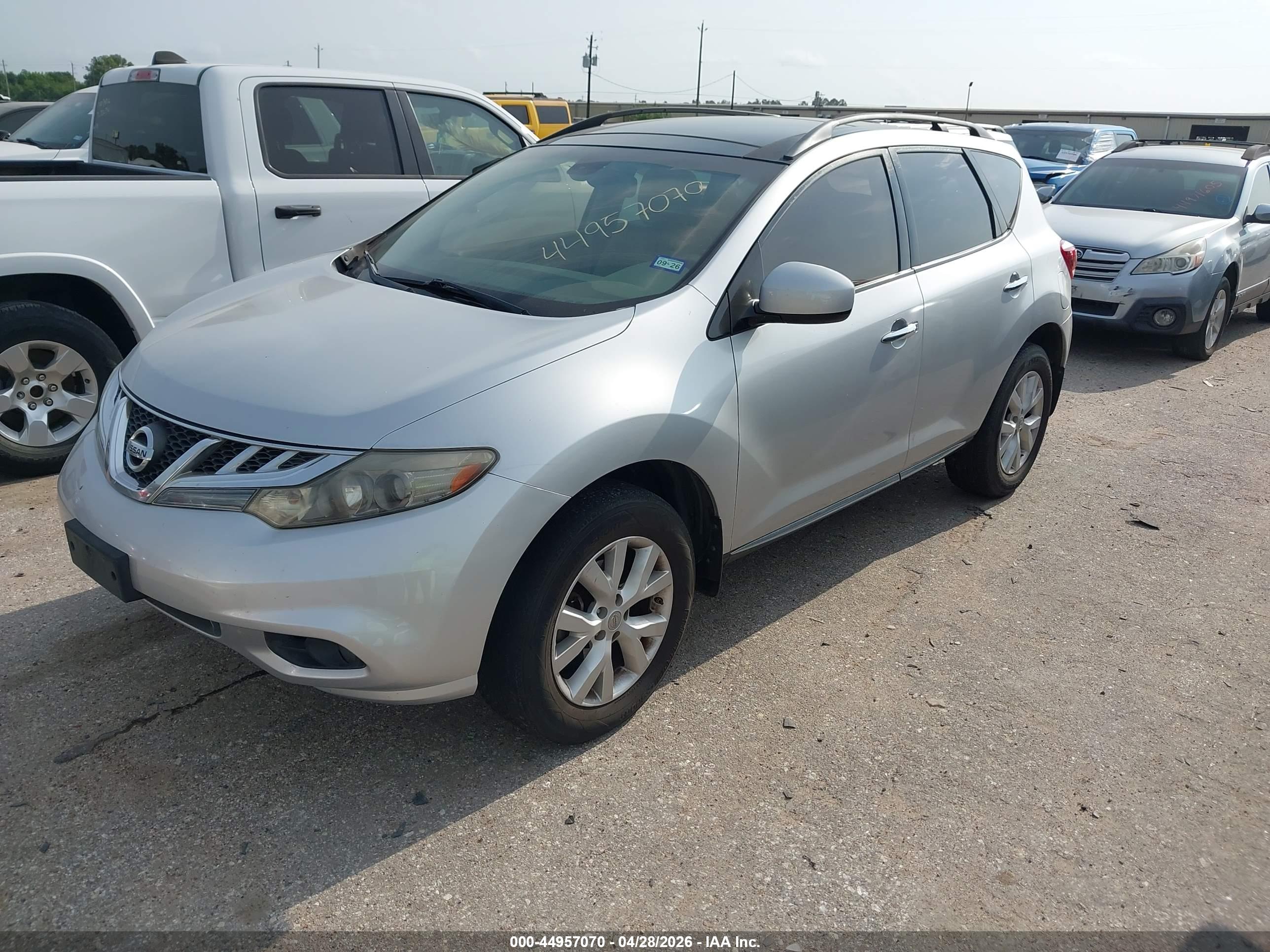 NISSAN MURANO image 2
