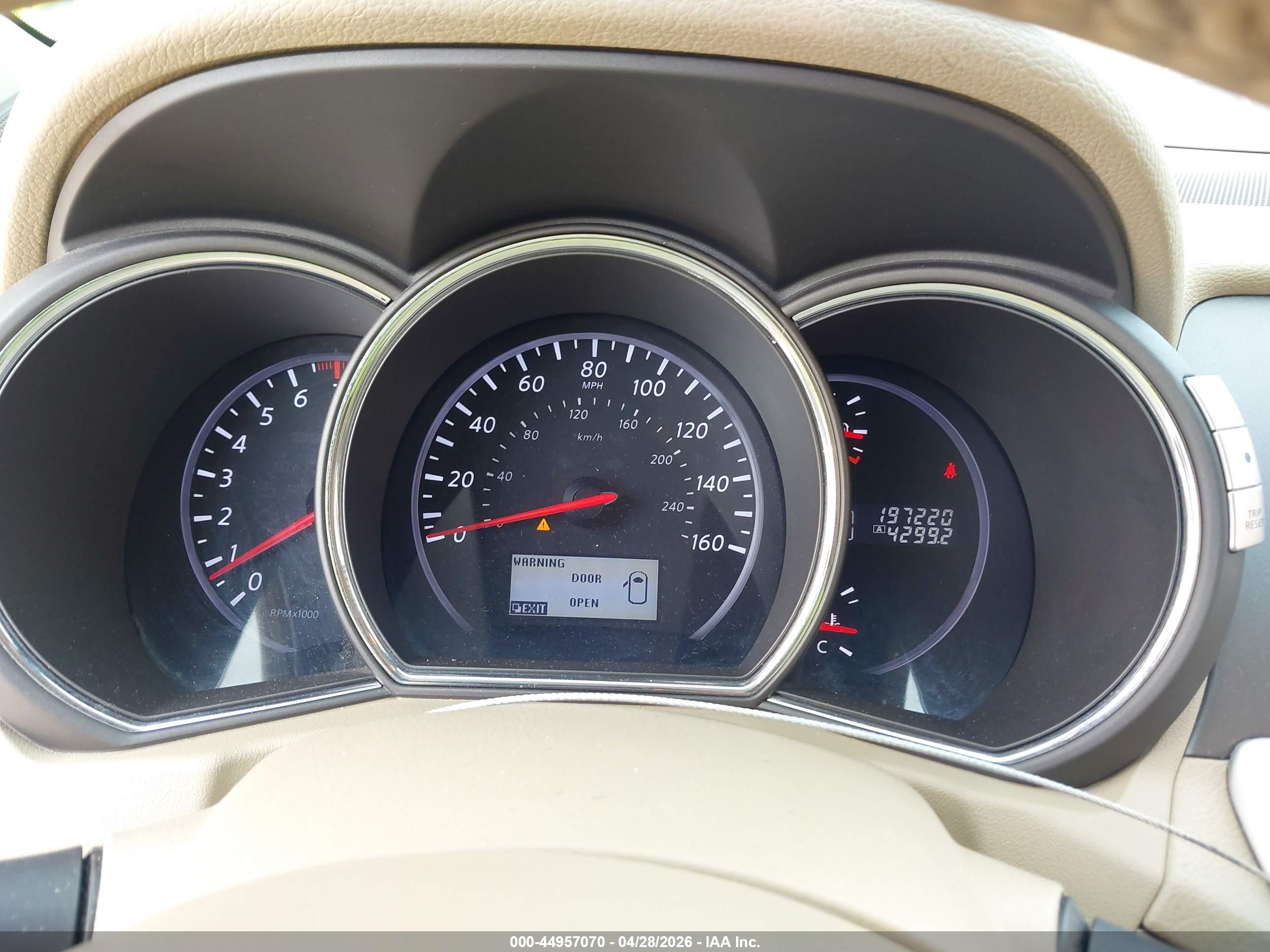 NISSAN MURANO image 7