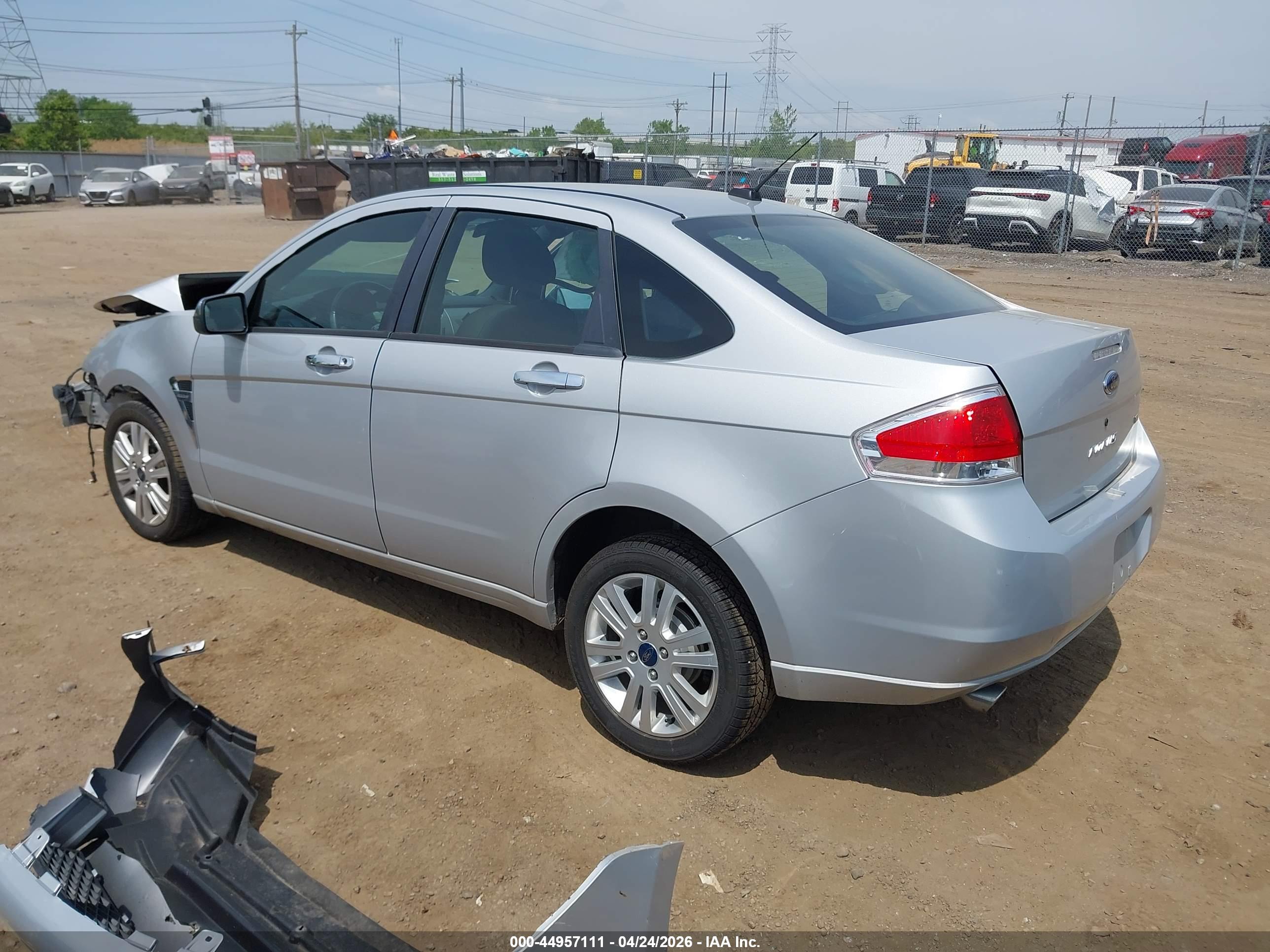 FORD FOCUS image 3