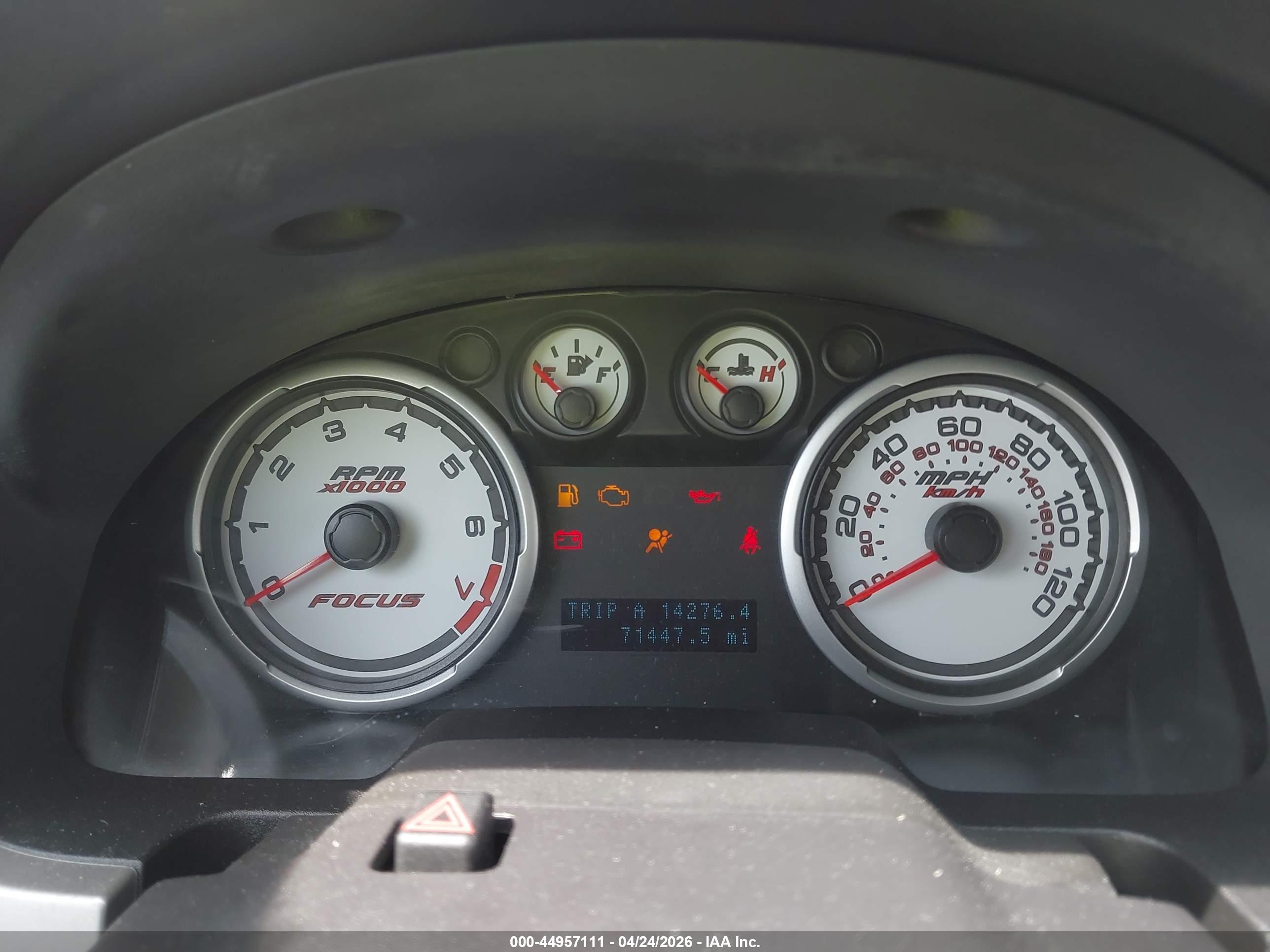 FORD FOCUS image 7
