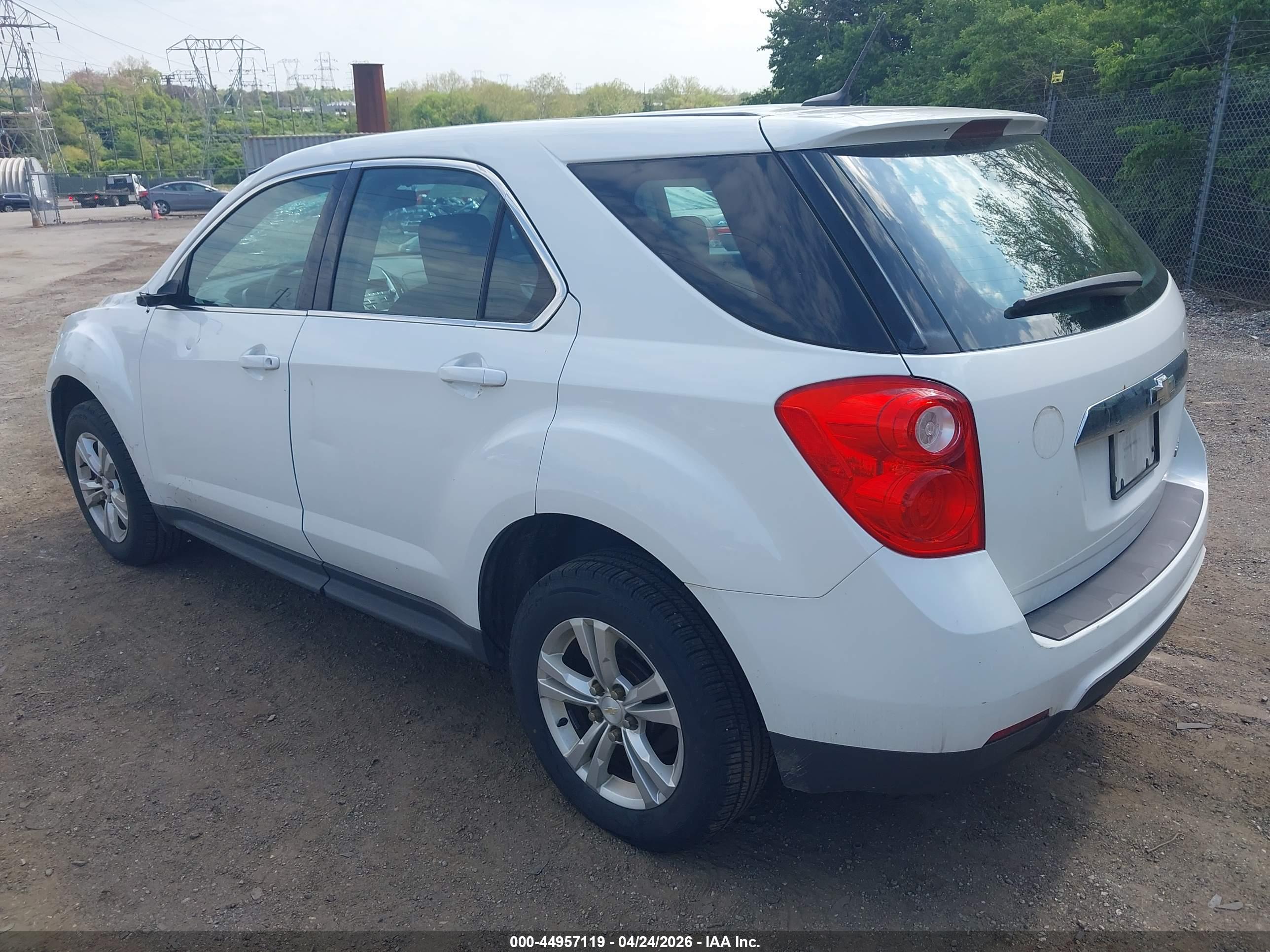 CHEVROLET EQUINOX image 3
