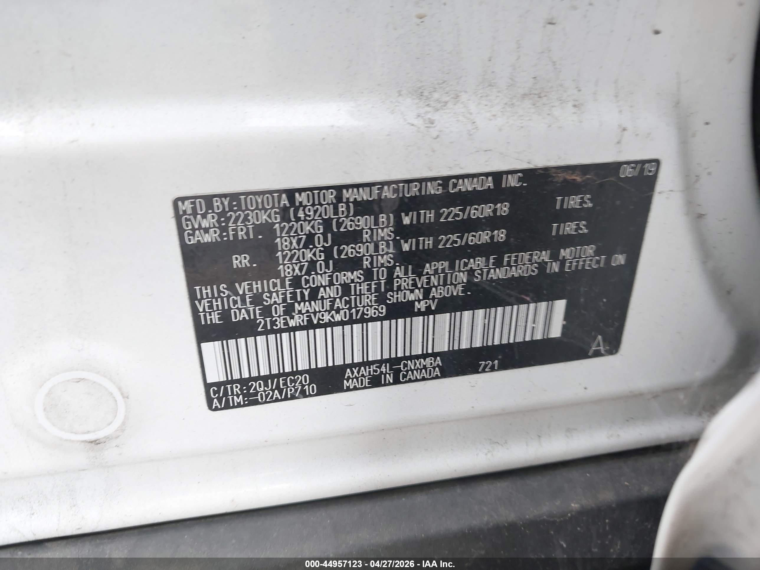 TOYOTA RAV4 image 9