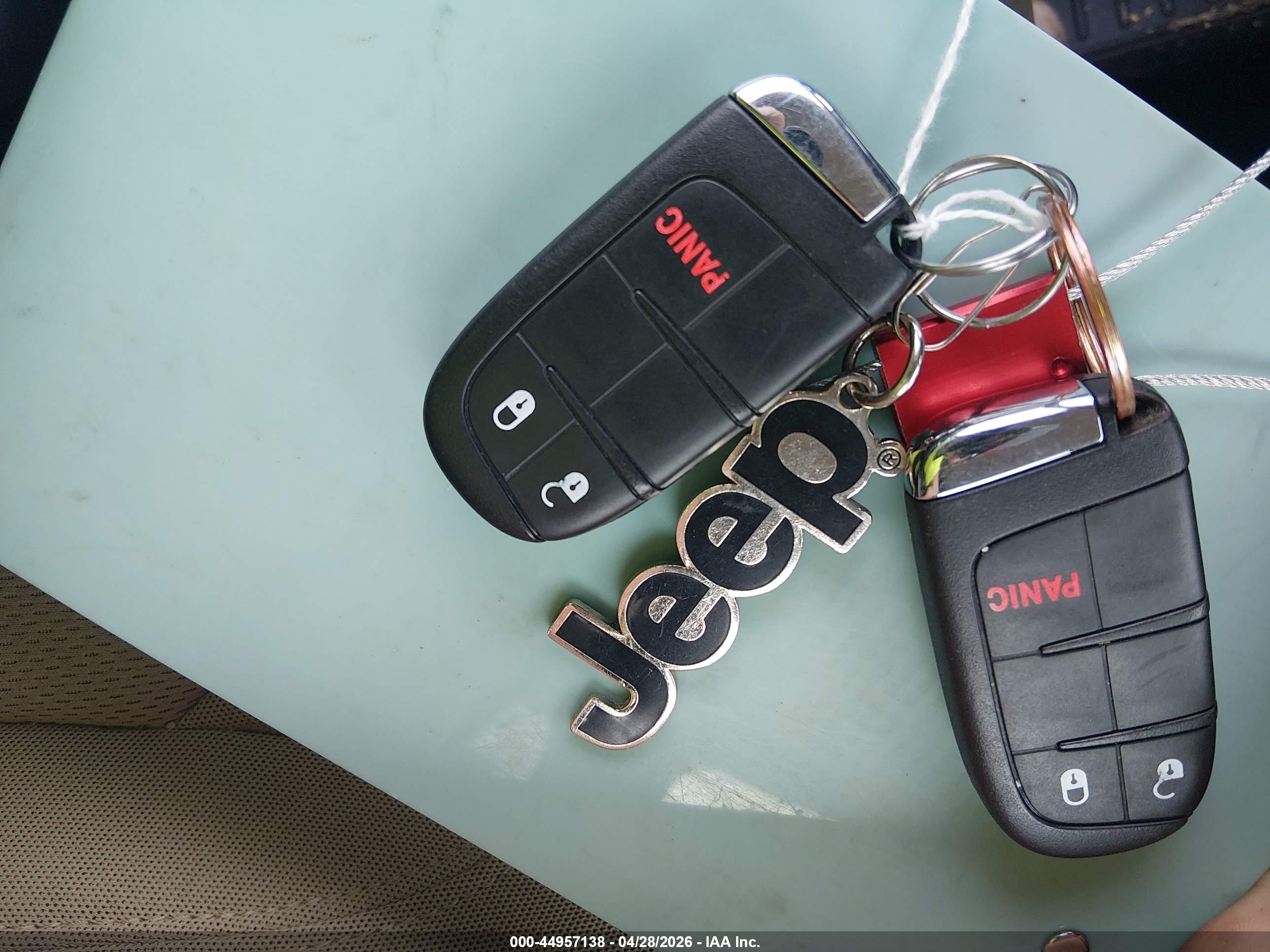 JEEP RENEGADE image 11