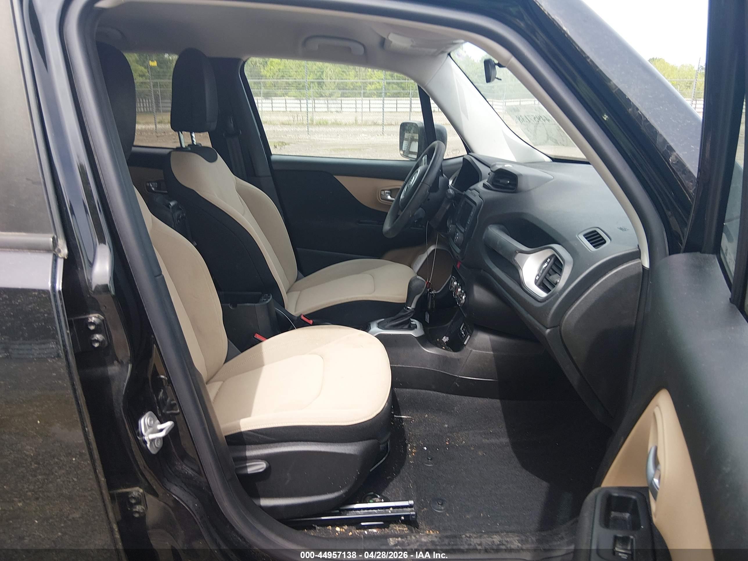 JEEP RENEGADE image 5