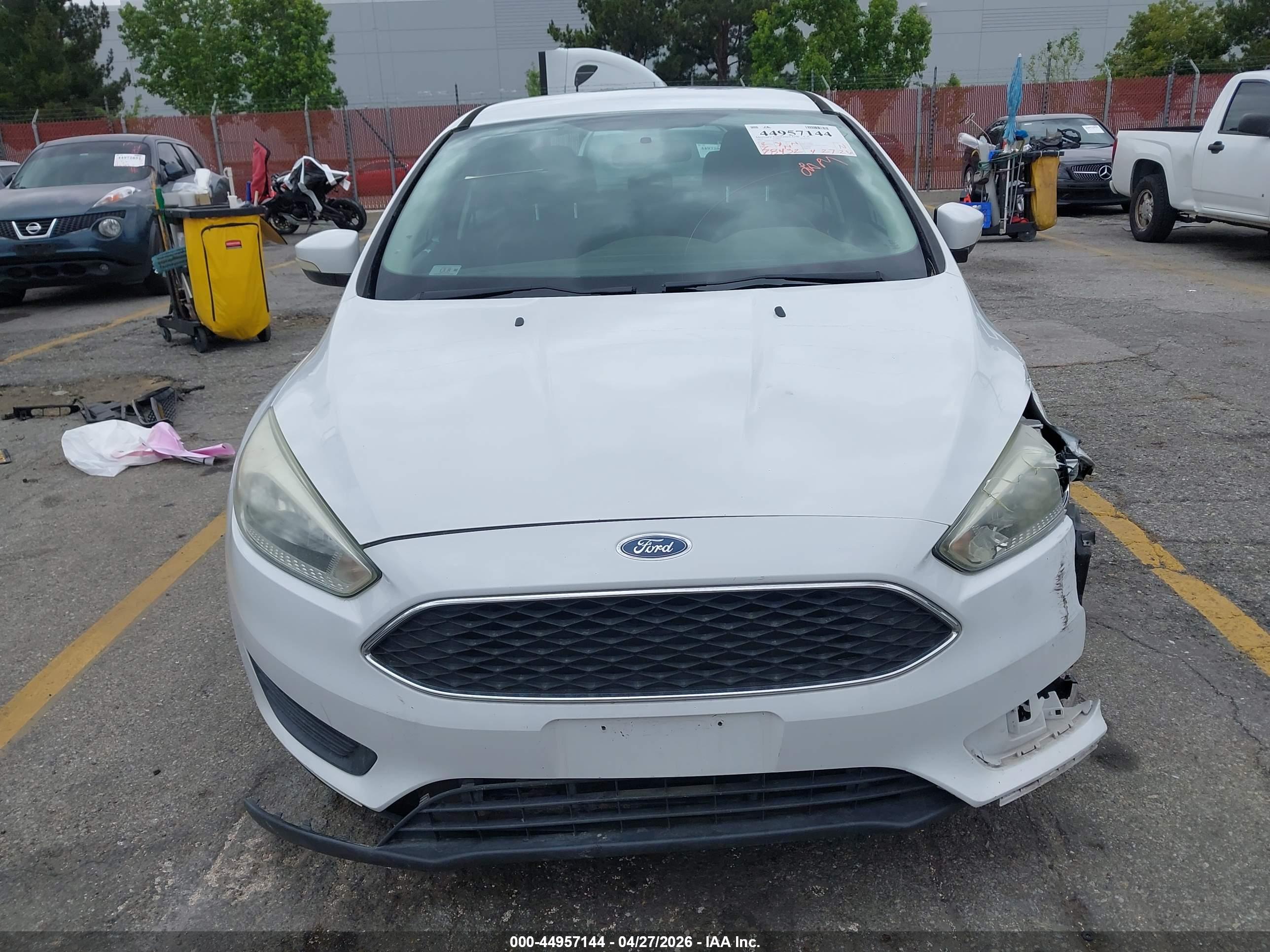 FORD FOCUS image 6