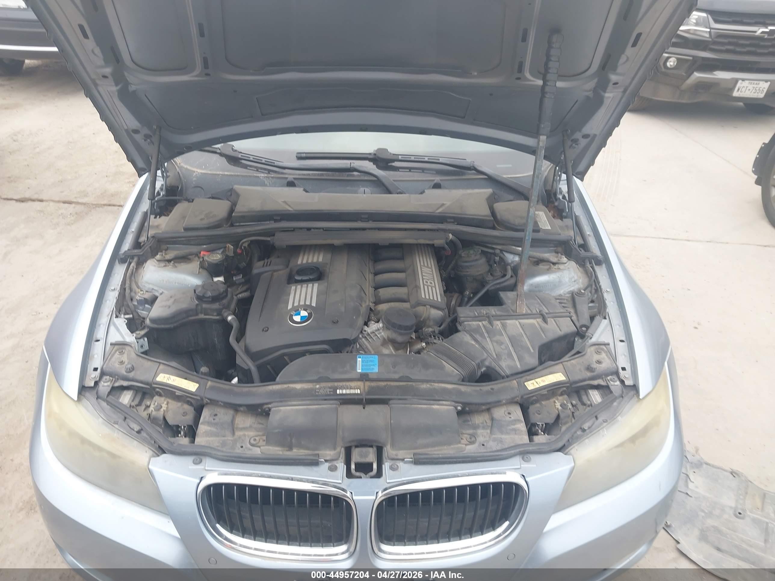 BMW 328I image 10