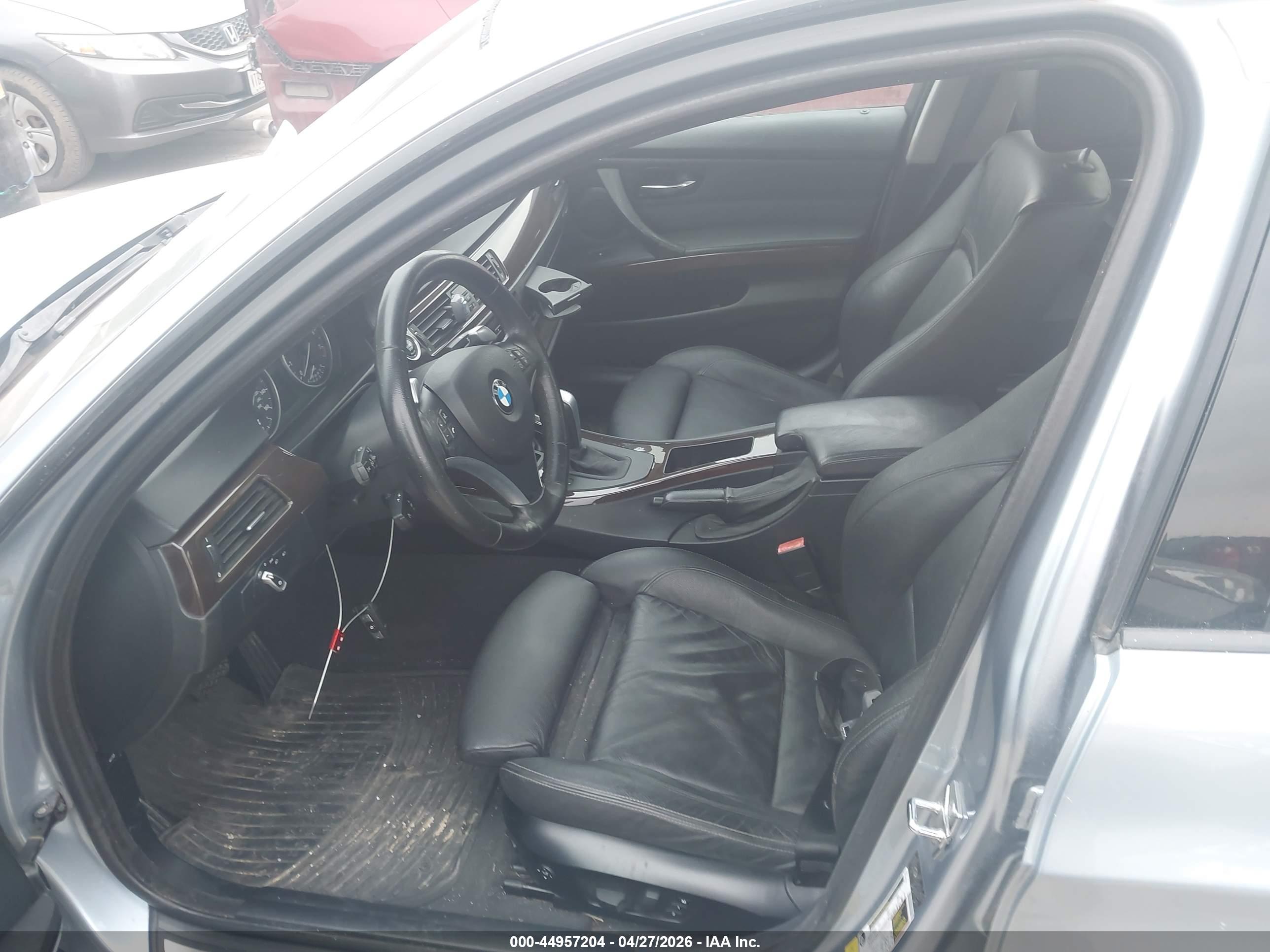 BMW 328I image 5