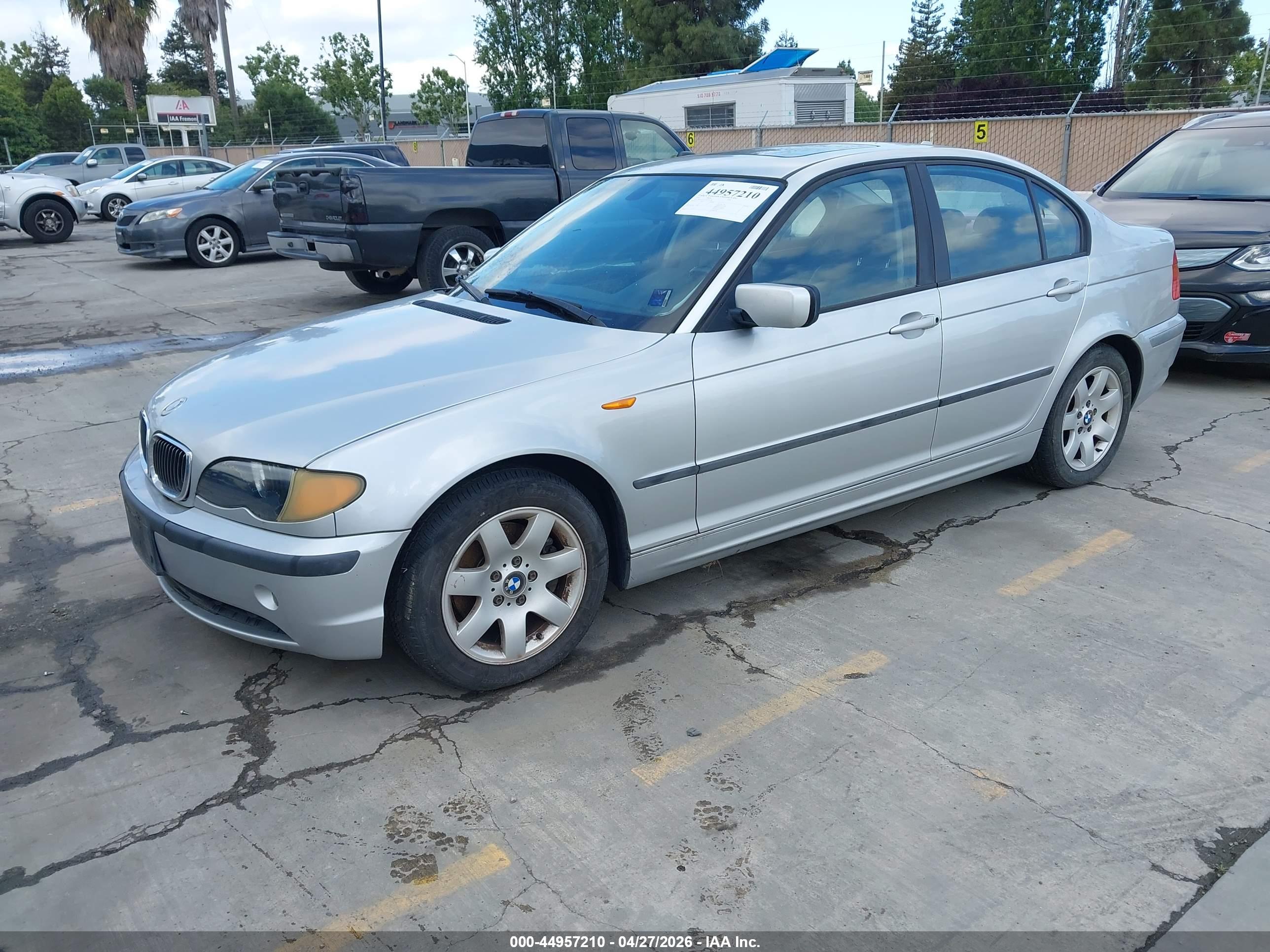 BMW 325I image 2