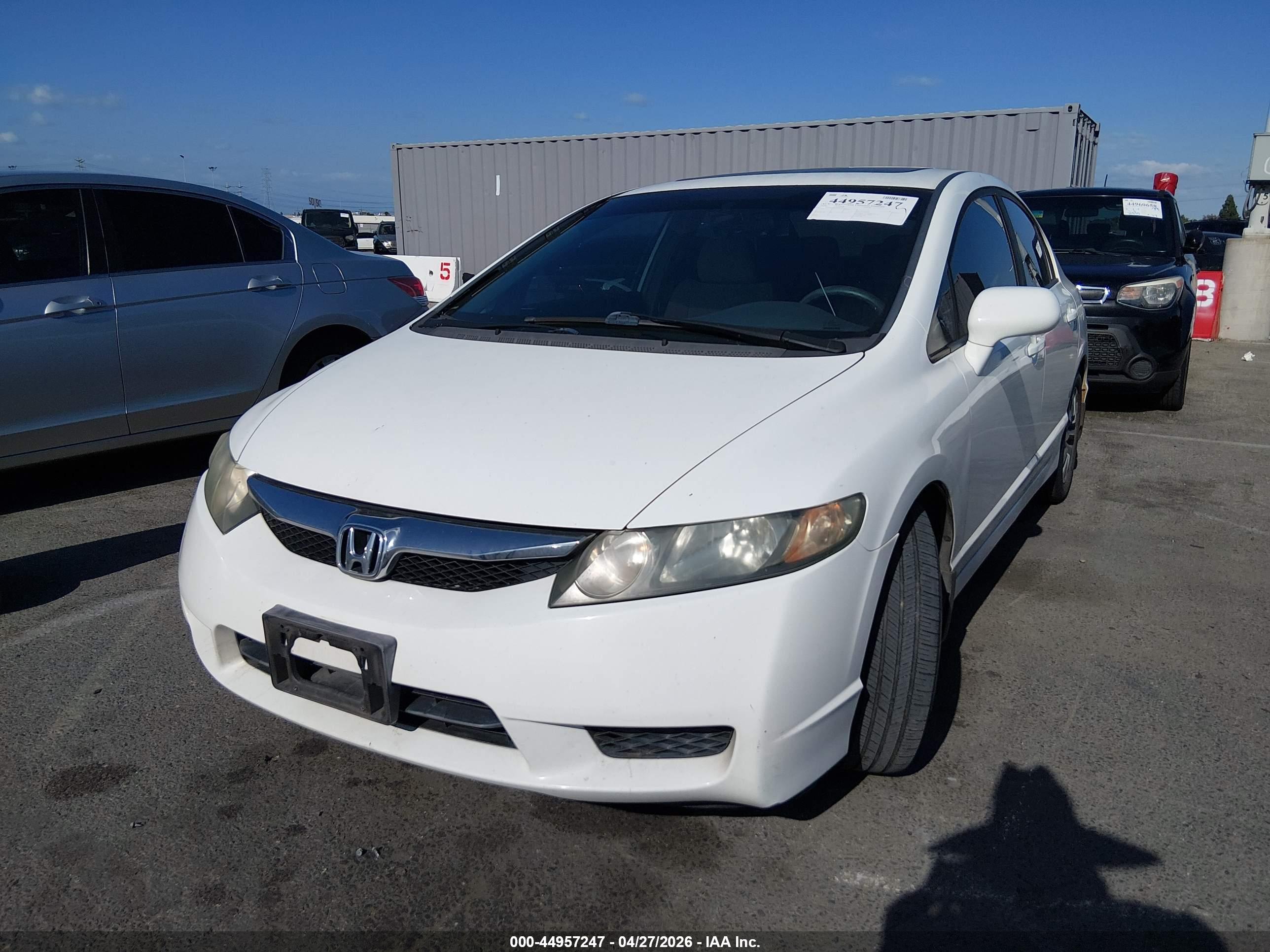 HONDA CIVIC image 2