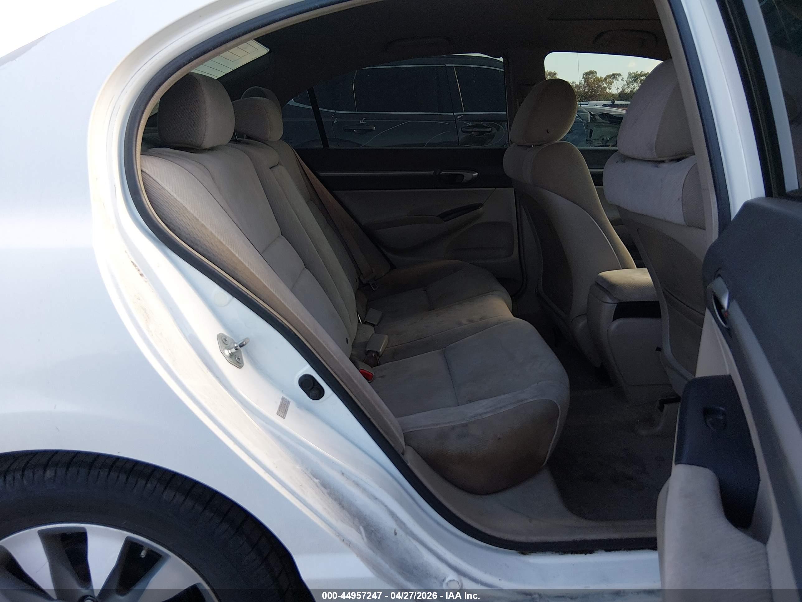 HONDA CIVIC image 8
