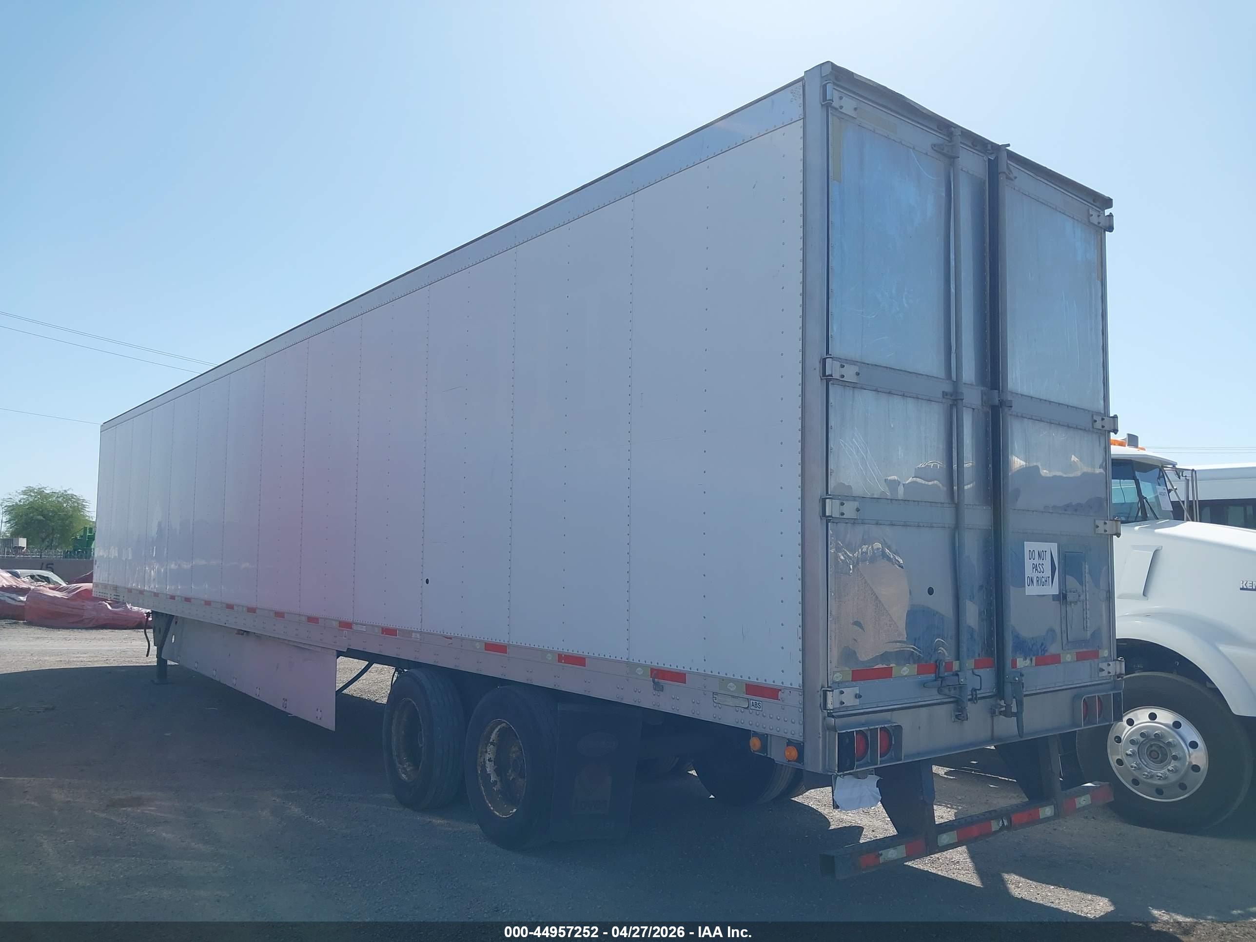 UTILITY TRAILER image 3