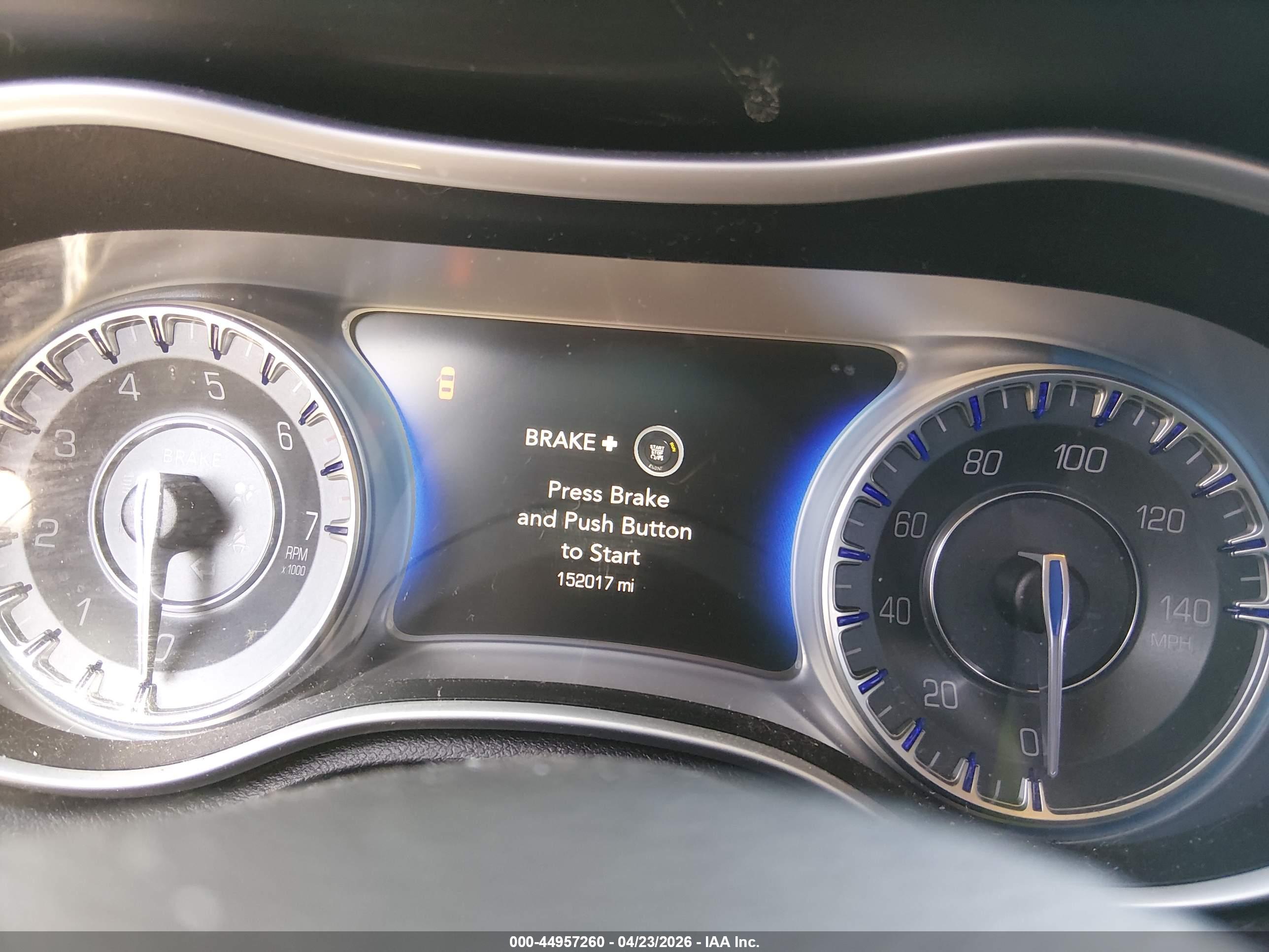 CHRYSLER 300 image 7