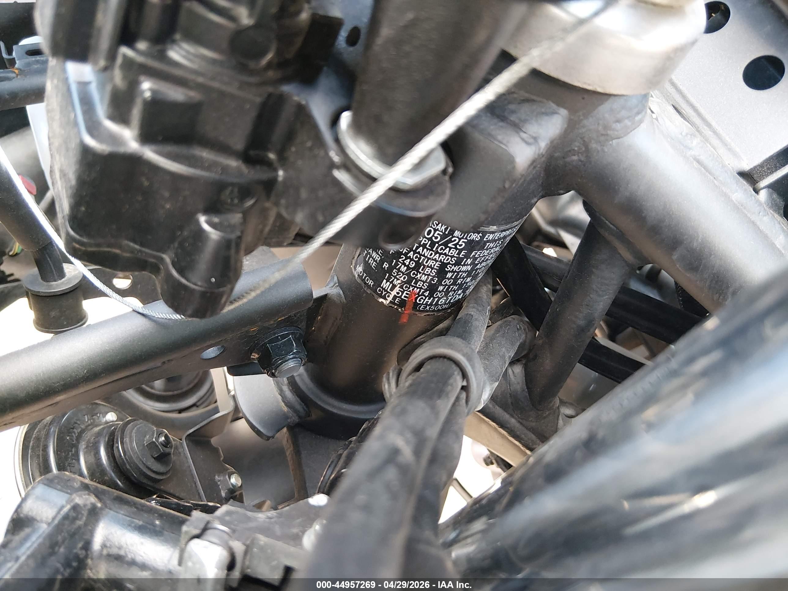 KAWASAKI EX500 image 10