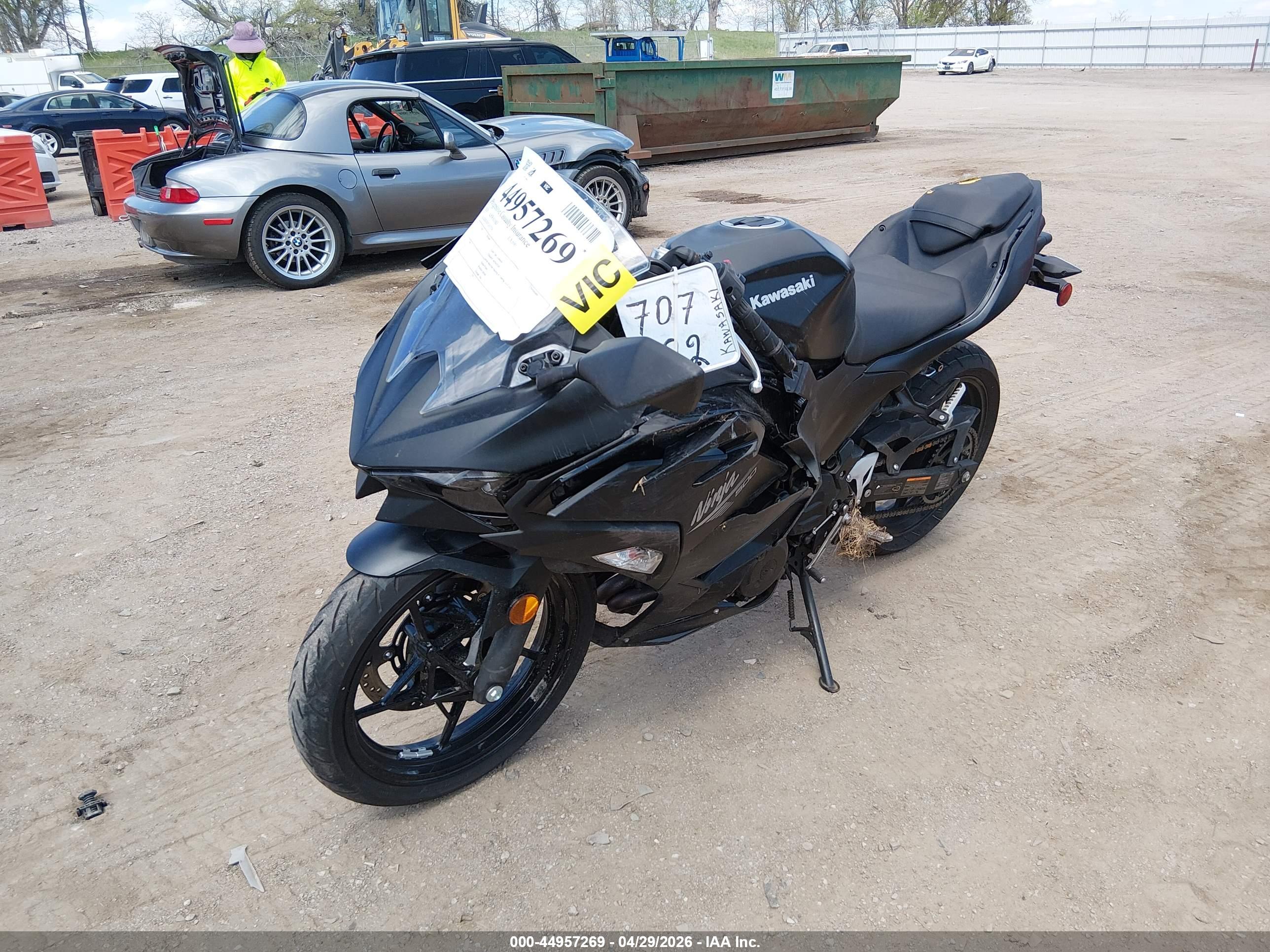 KAWASAKI EX500 image 2