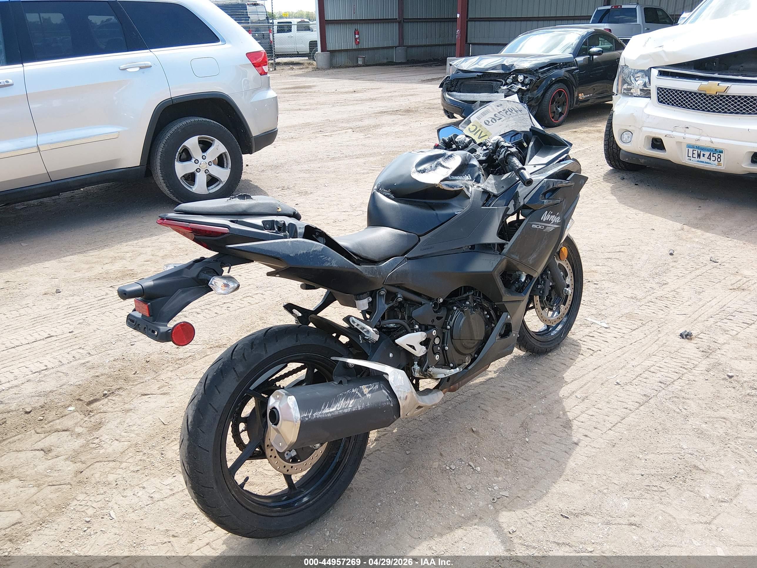 KAWASAKI EX500 image 4