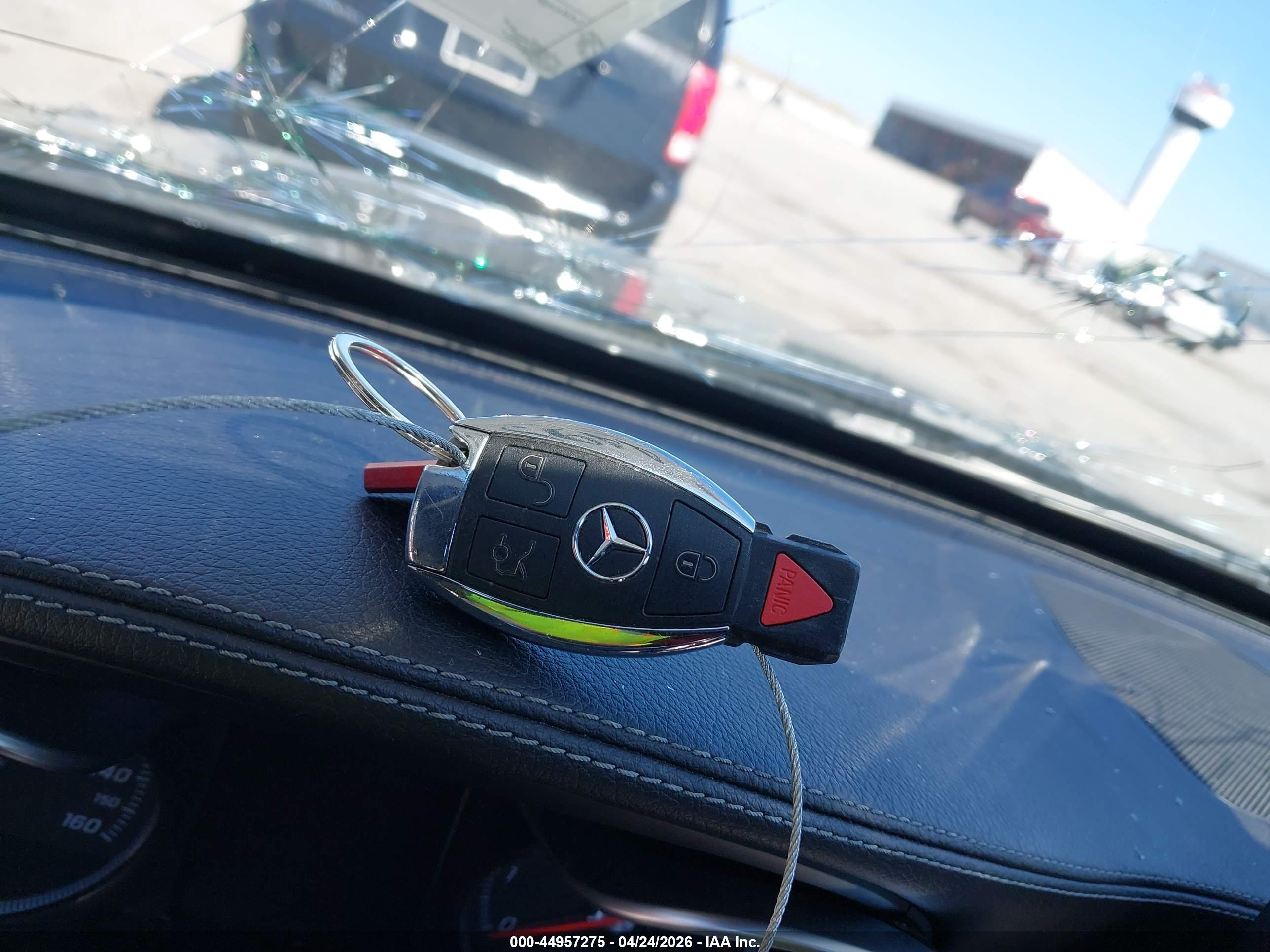 MERCEDES-BENZ C image 11