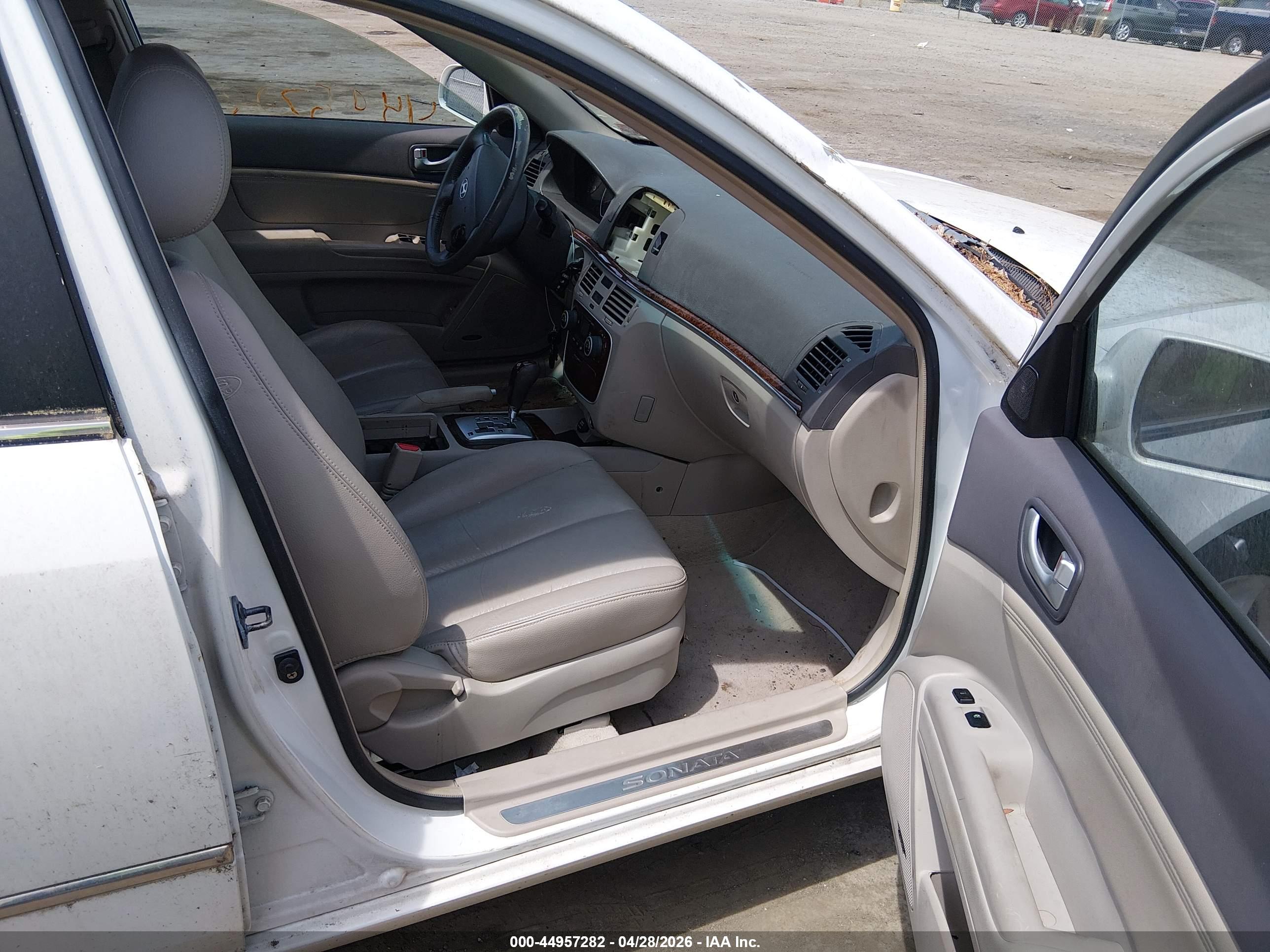 HYUNDAI SONATA image 5
