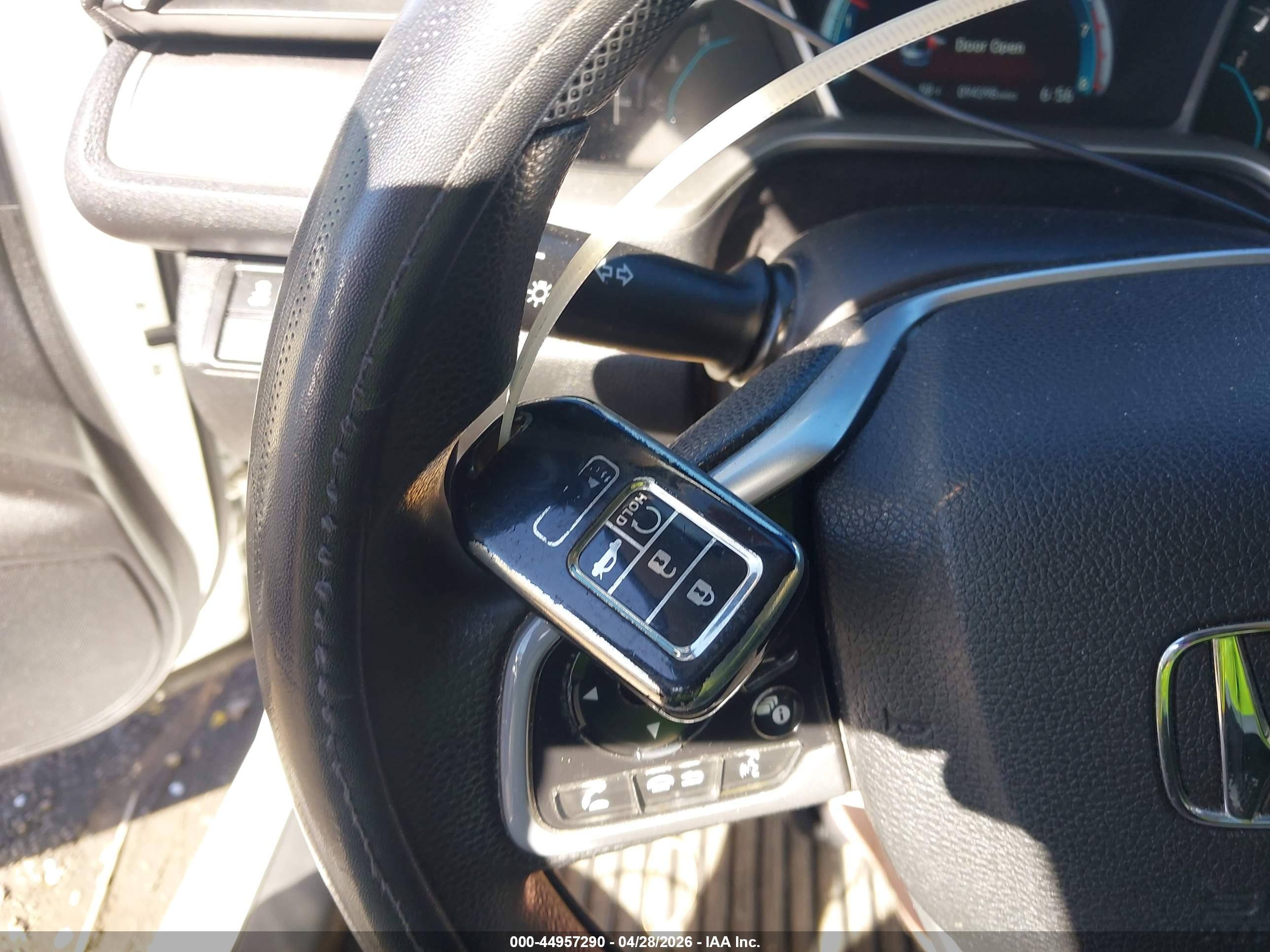 HONDA CIVIC image 11