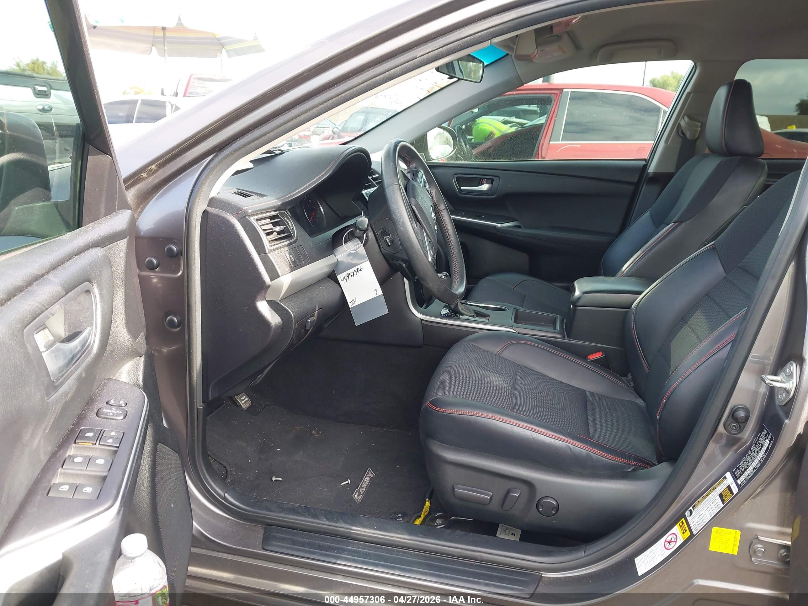 TOYOTA CAMRY image 5