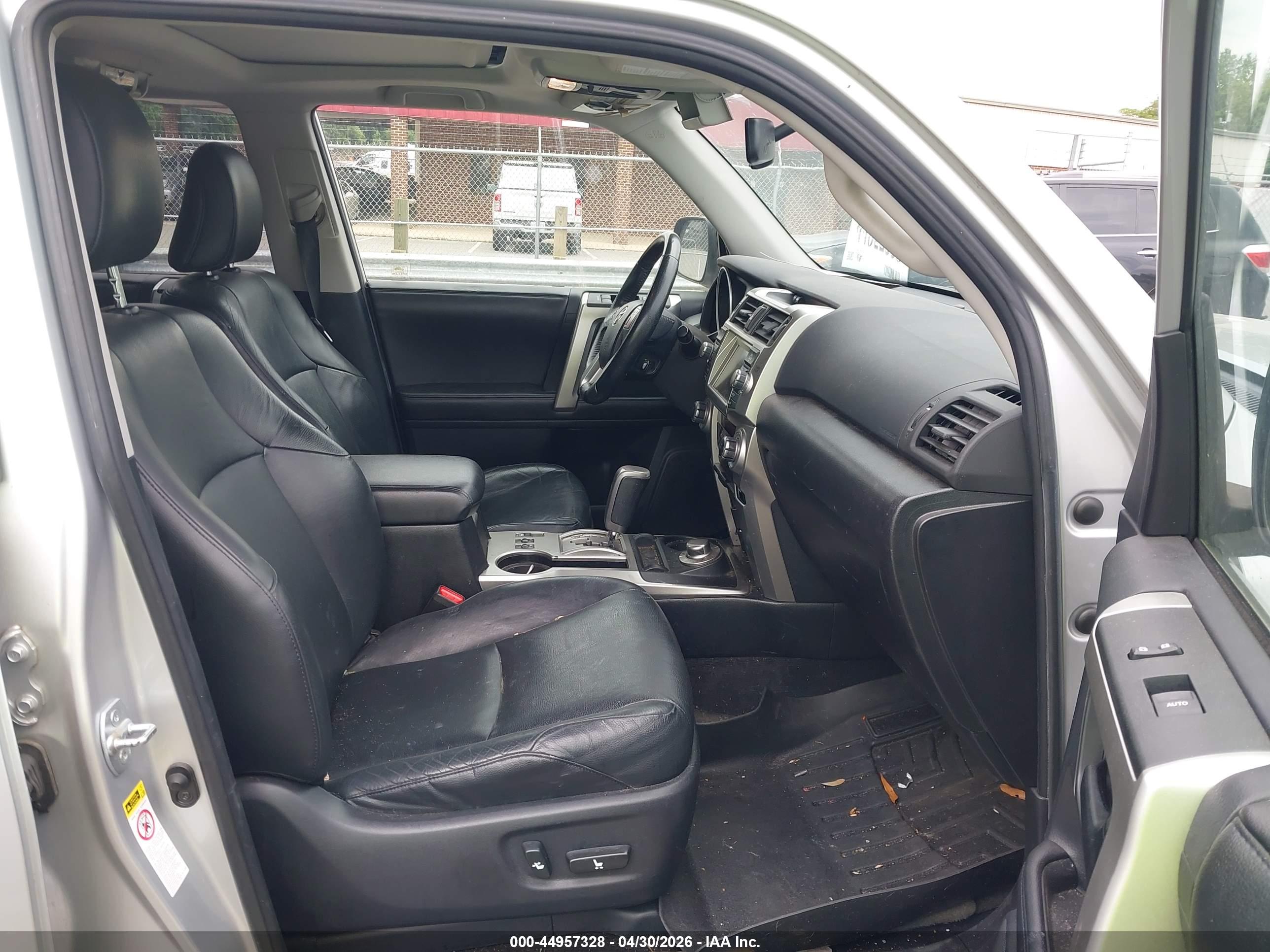 TOYOTA 4RUNNER image 5