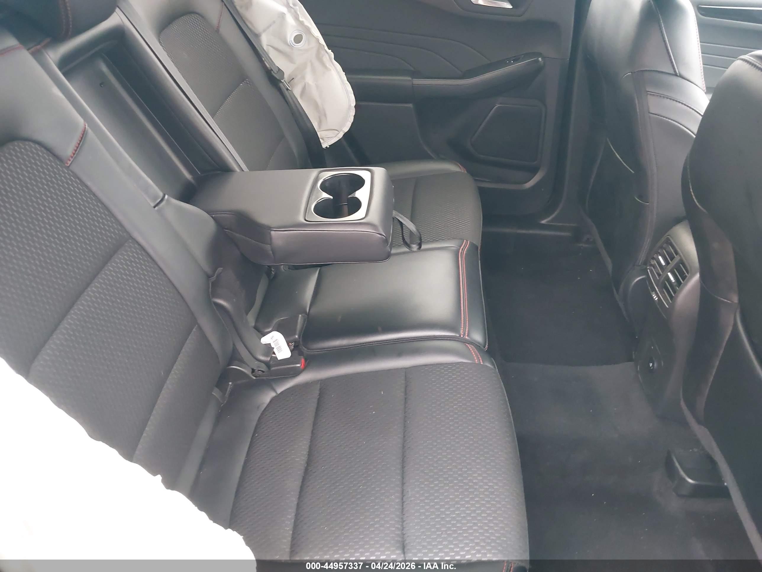 FORD ESCAPE image 8