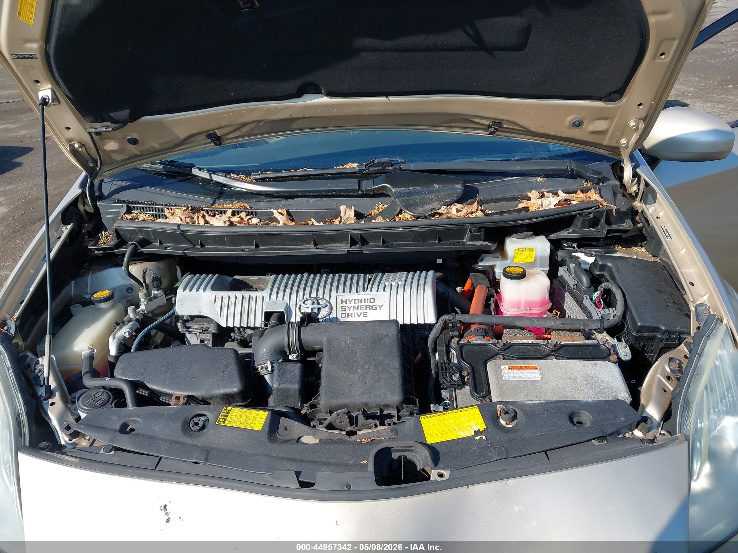 TOYOTA PRIUS image 10