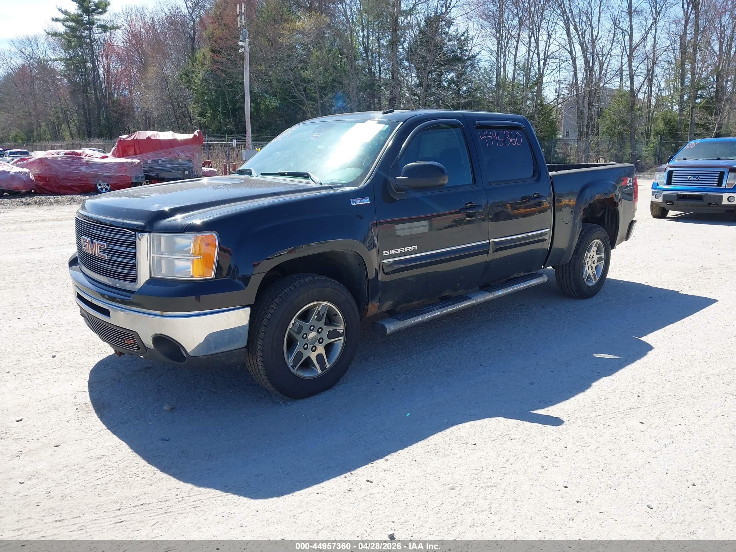 GMC SIERRA image 2