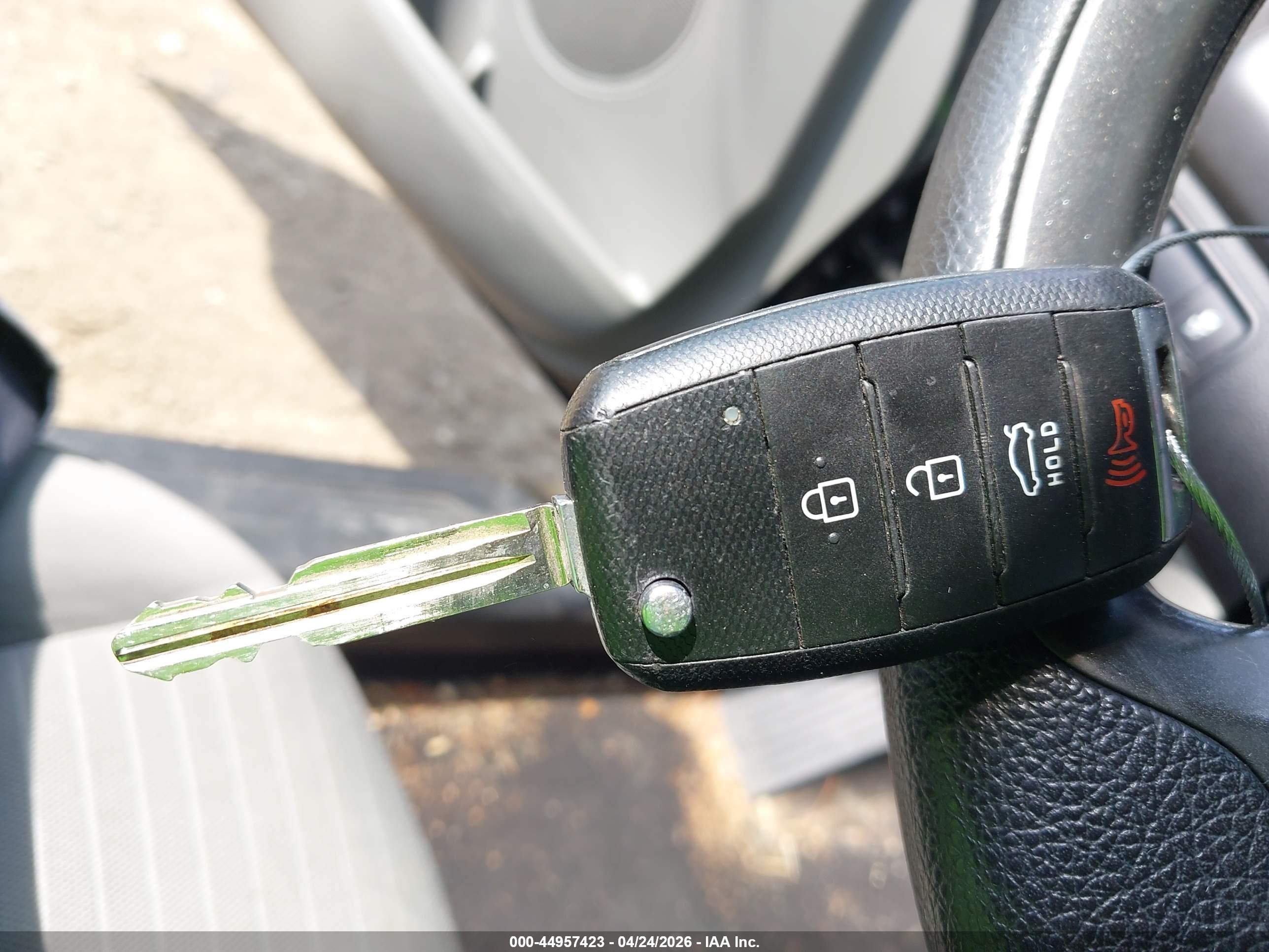 KIA FORTE image 11