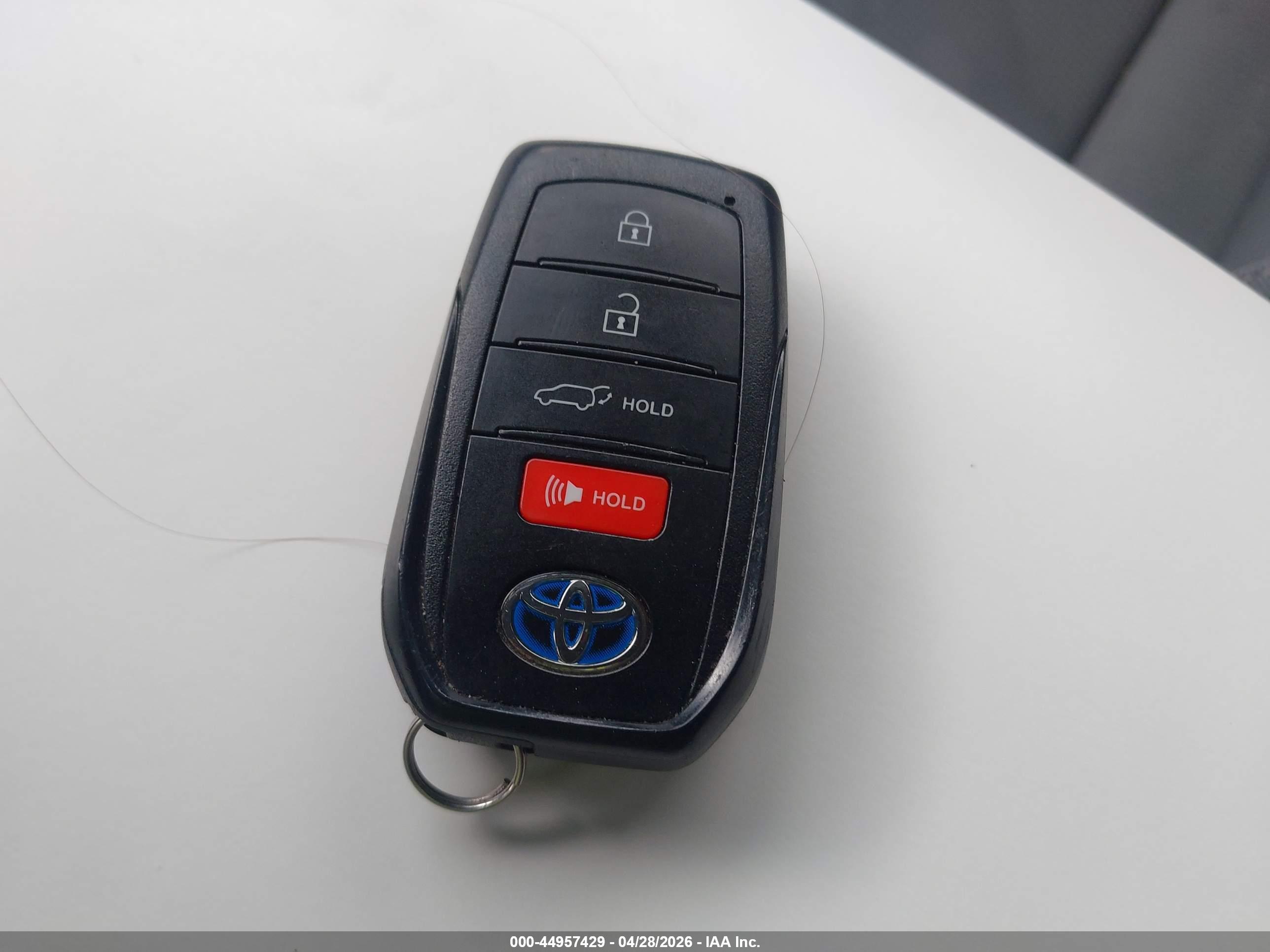 TOYOTA VENZA image 11