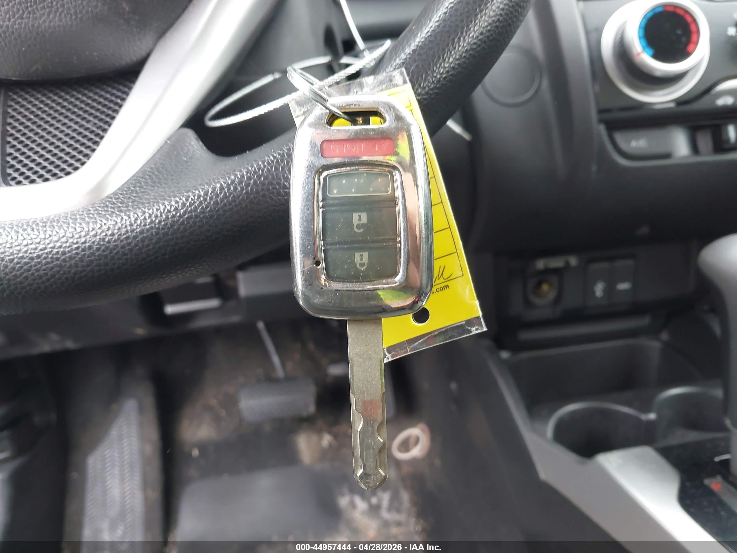 HONDA FIT image 11