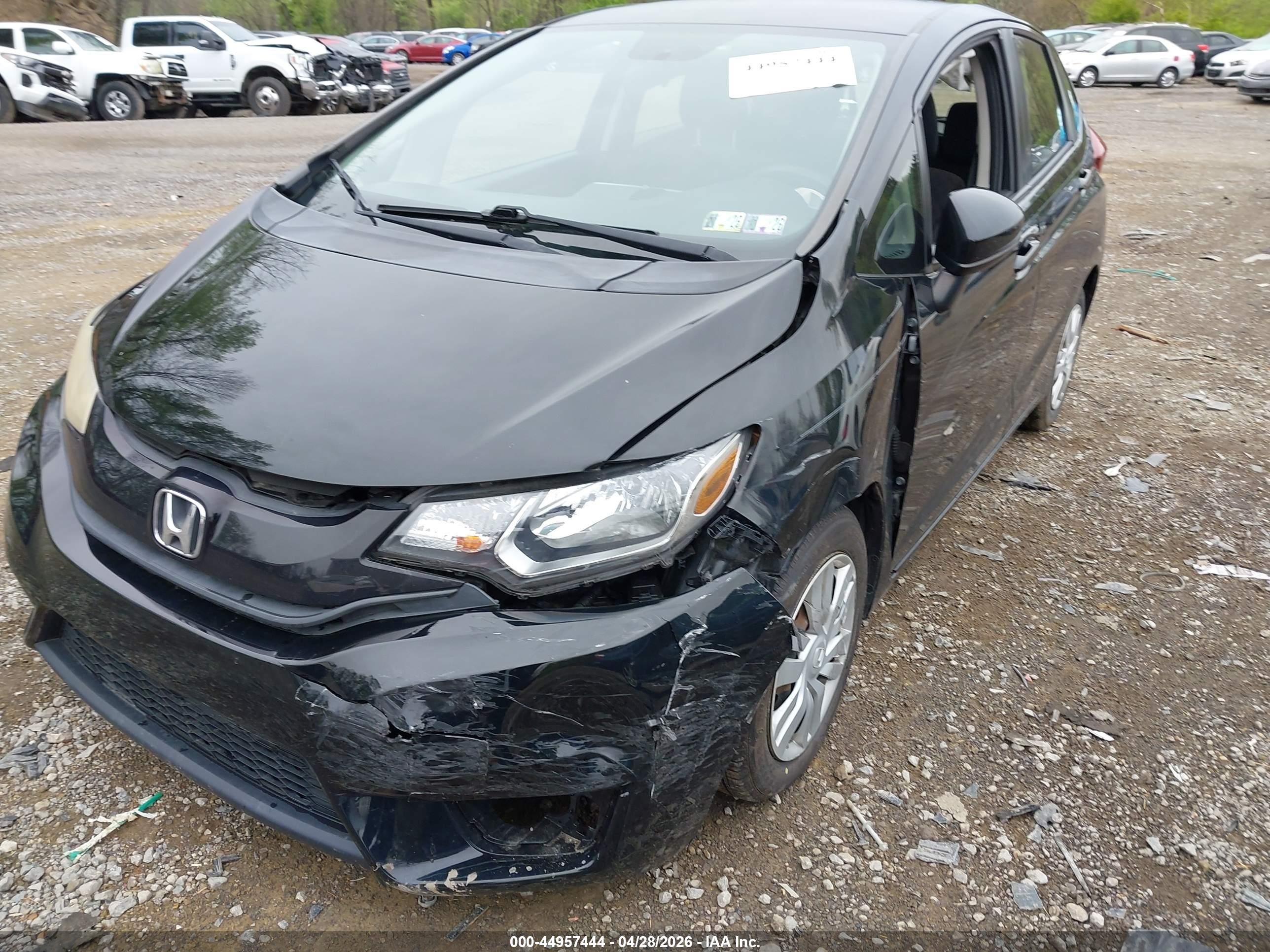 HONDA FIT image 6