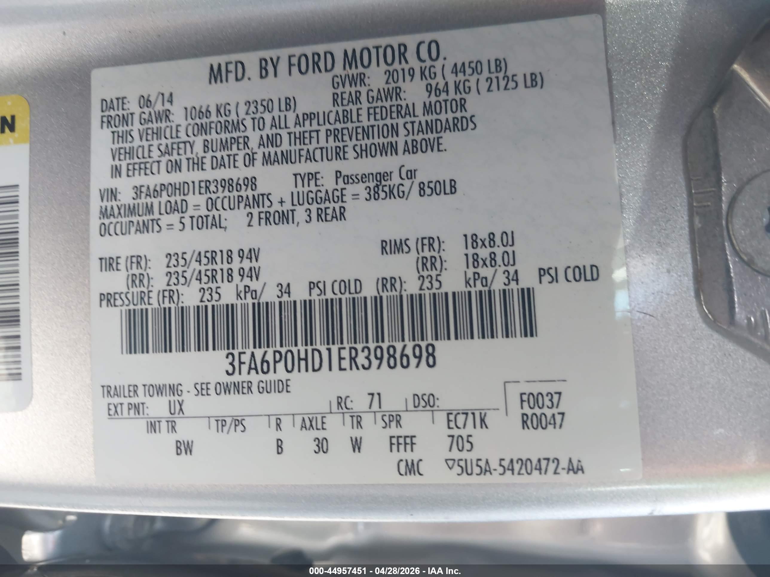 FORD FUSION image 9