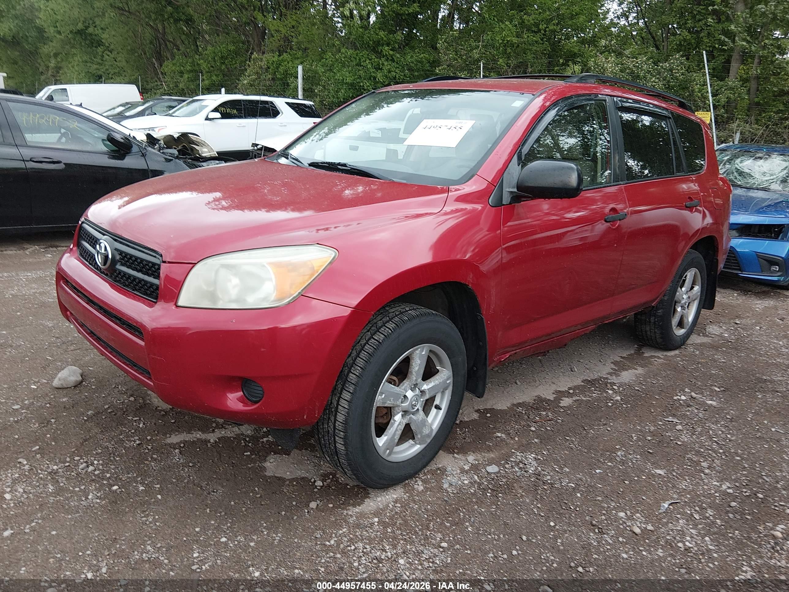 TOYOTA RAV4 image 2