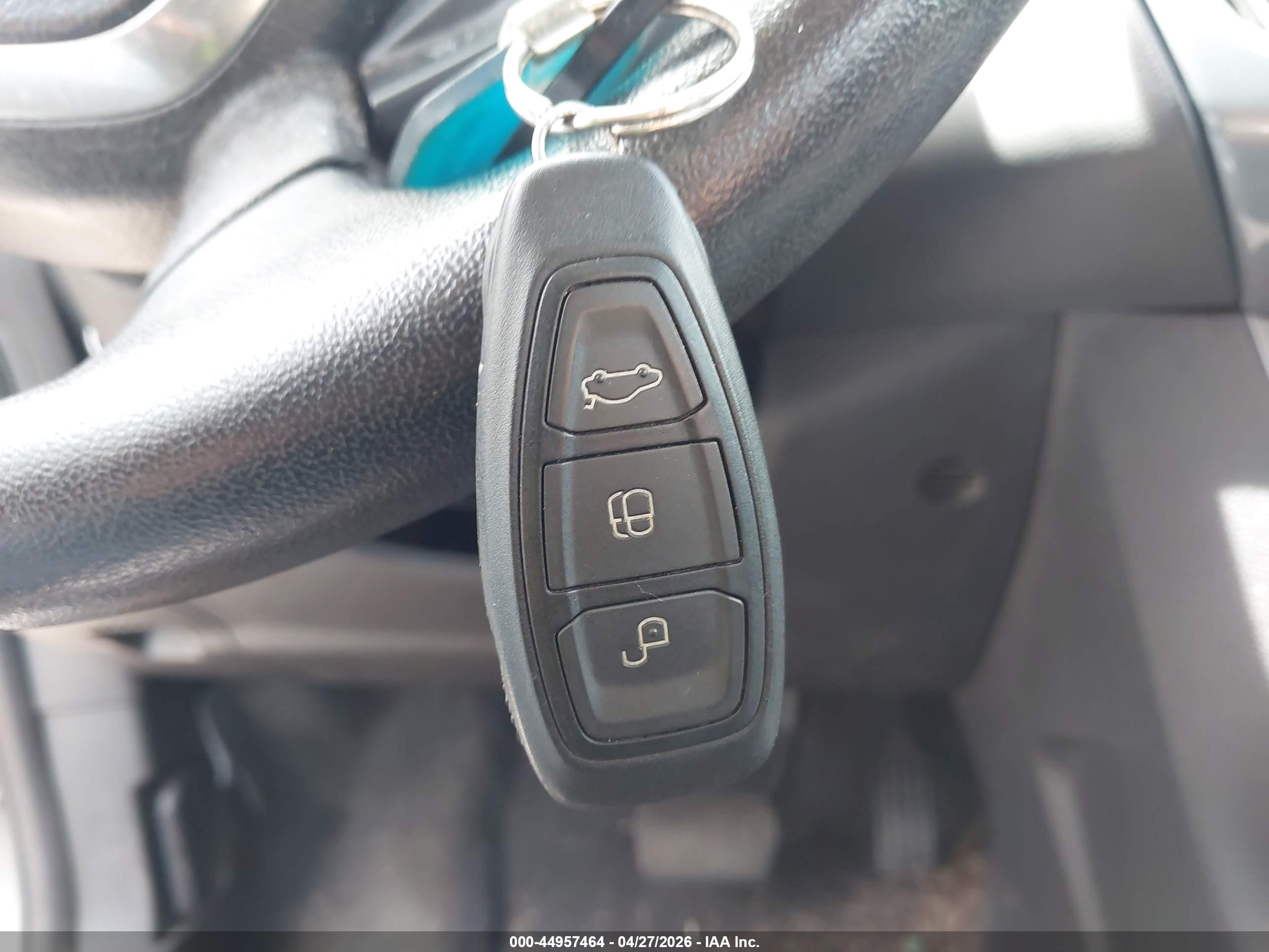 FORD FOCUS image 11