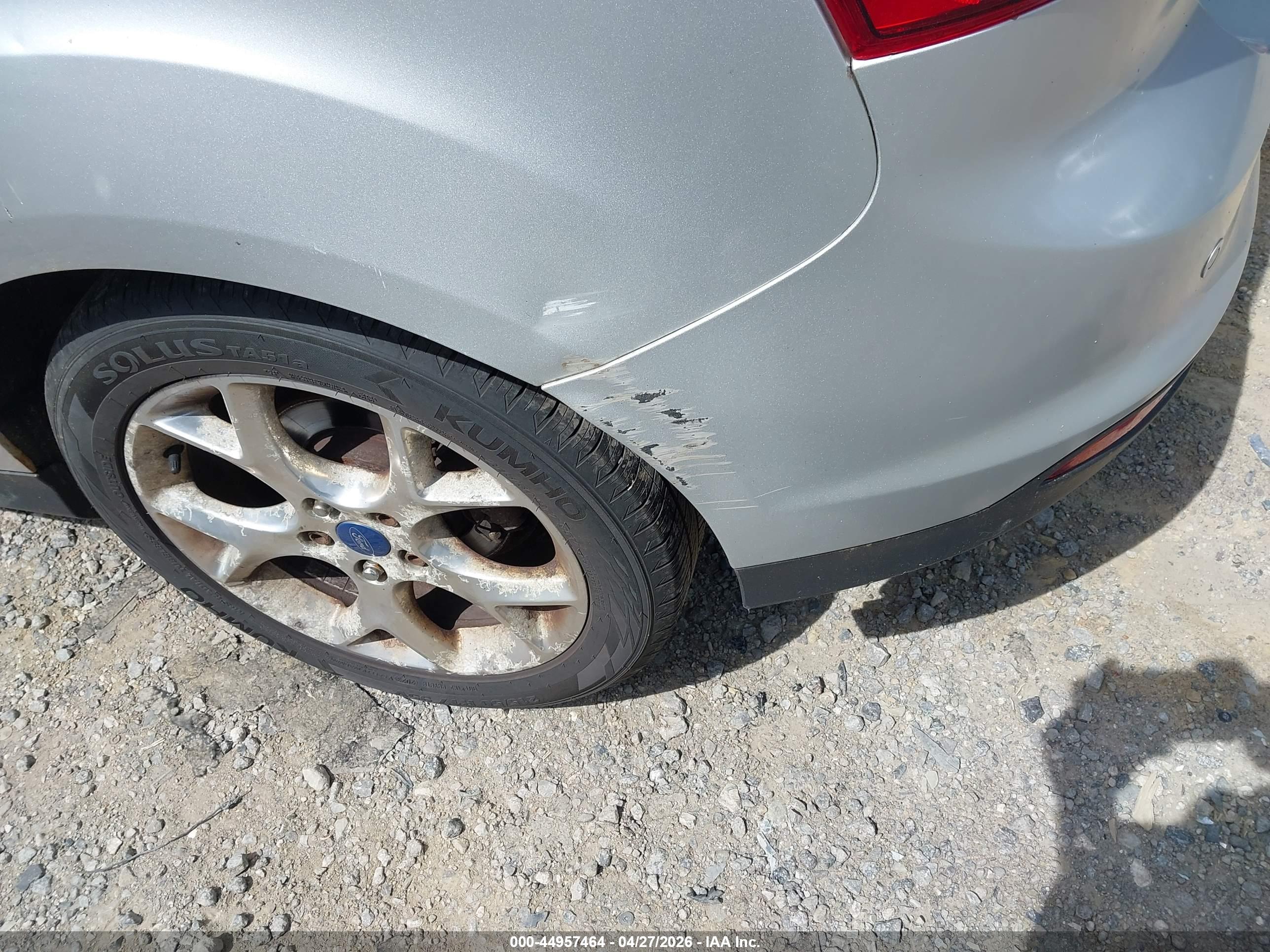 FORD FOCUS image 6