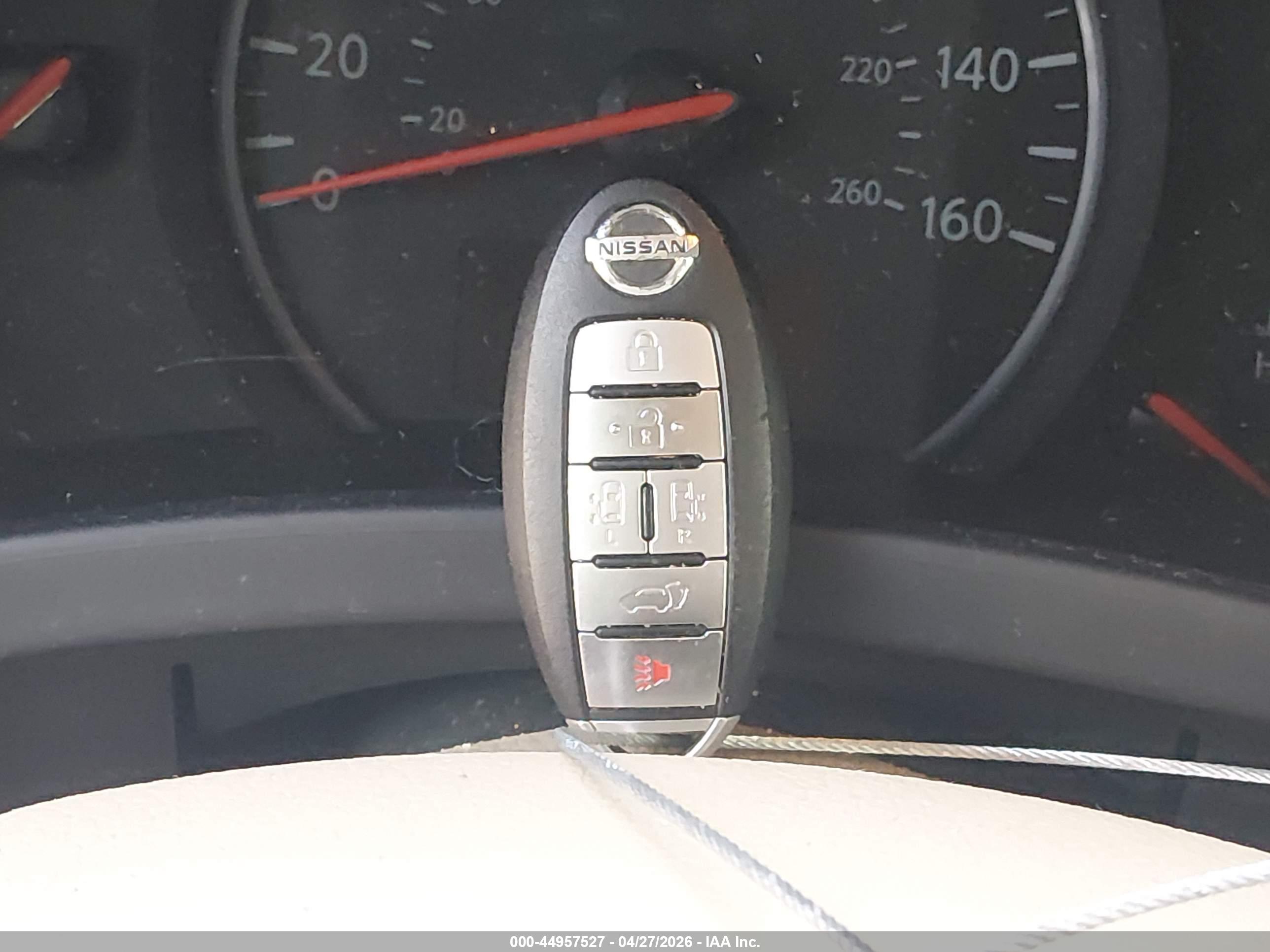 NISSAN QUEST image 11