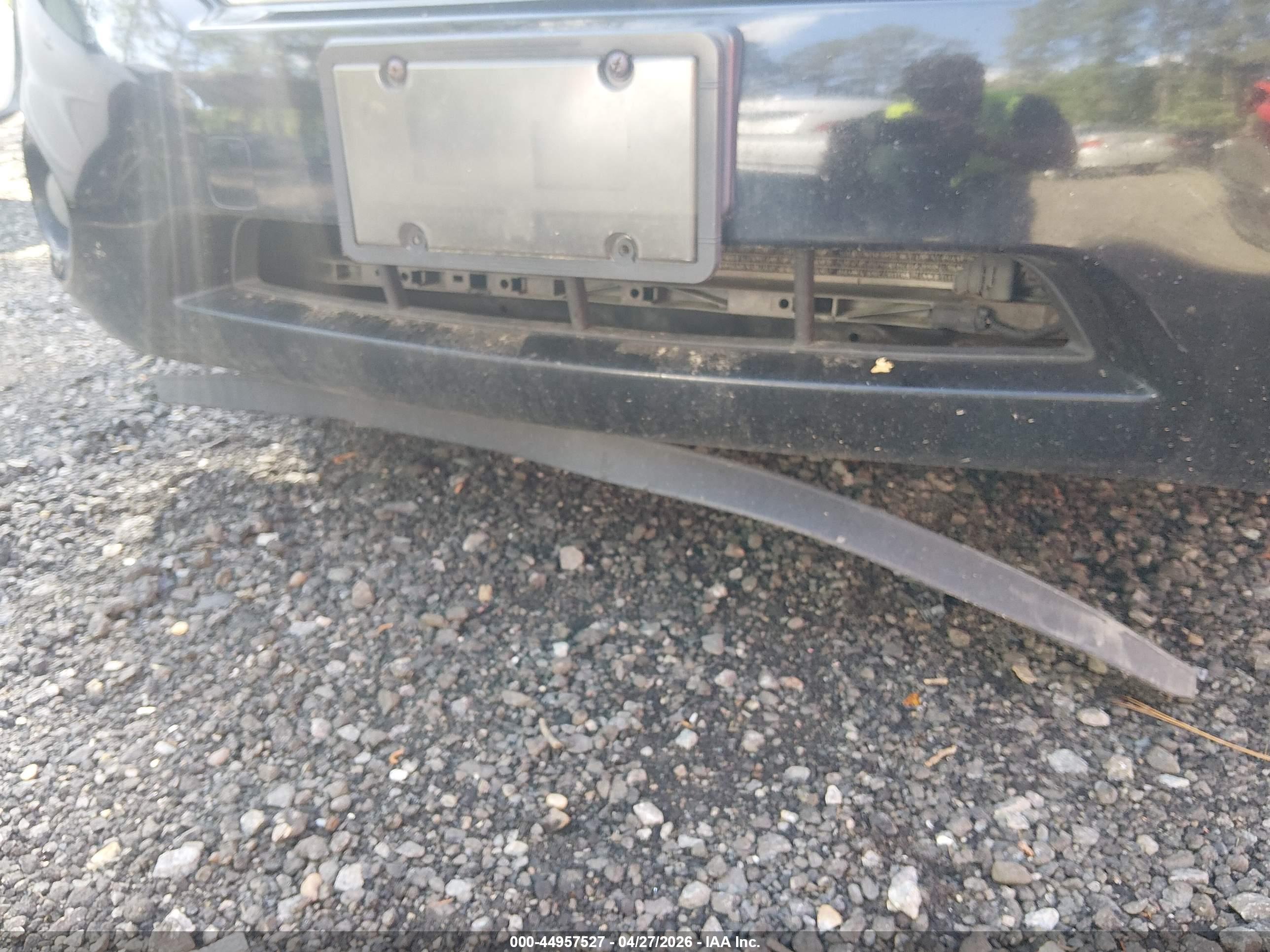 NISSAN QUEST image 6