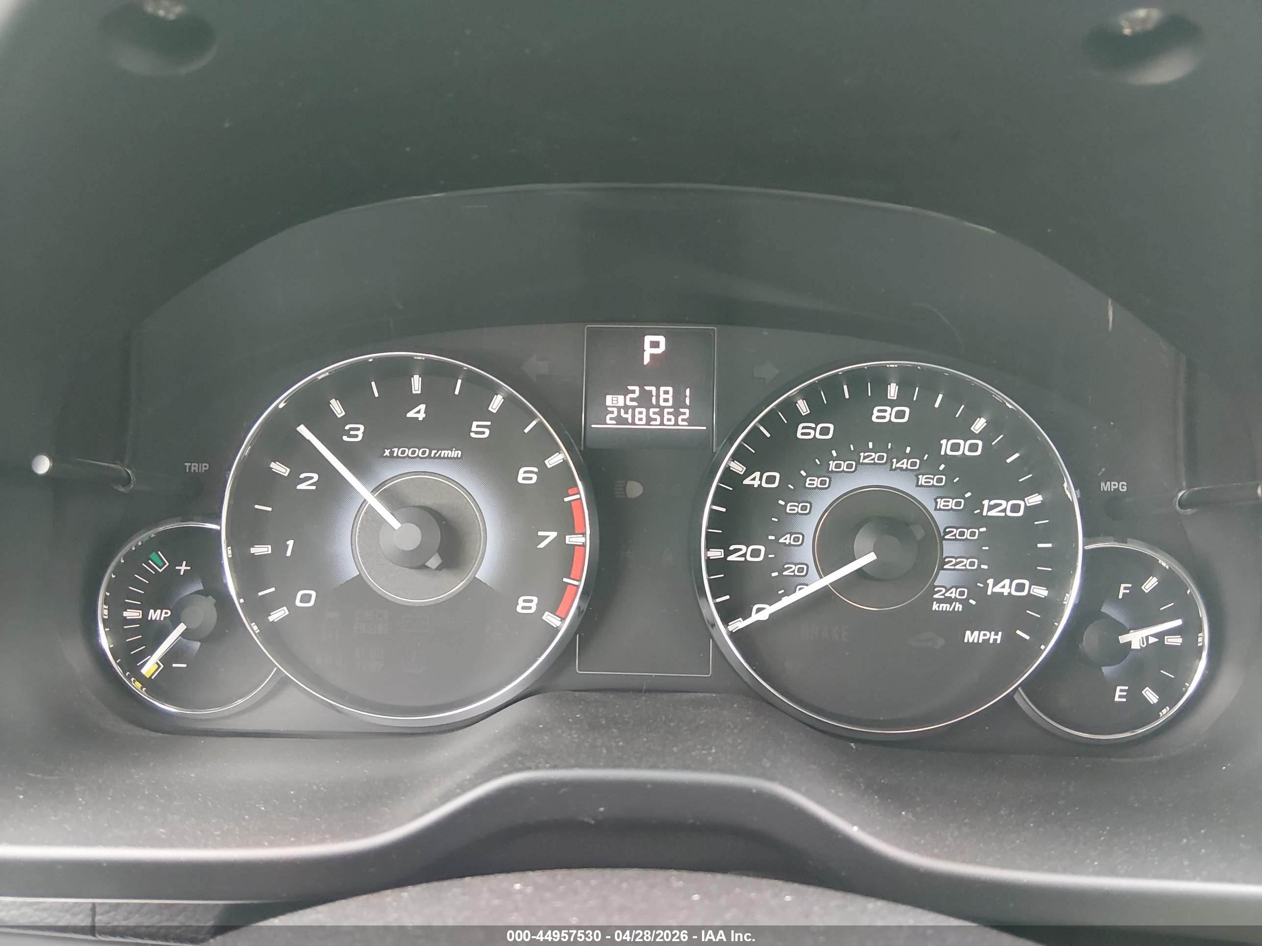 SUBARU OUTBACK image 7
