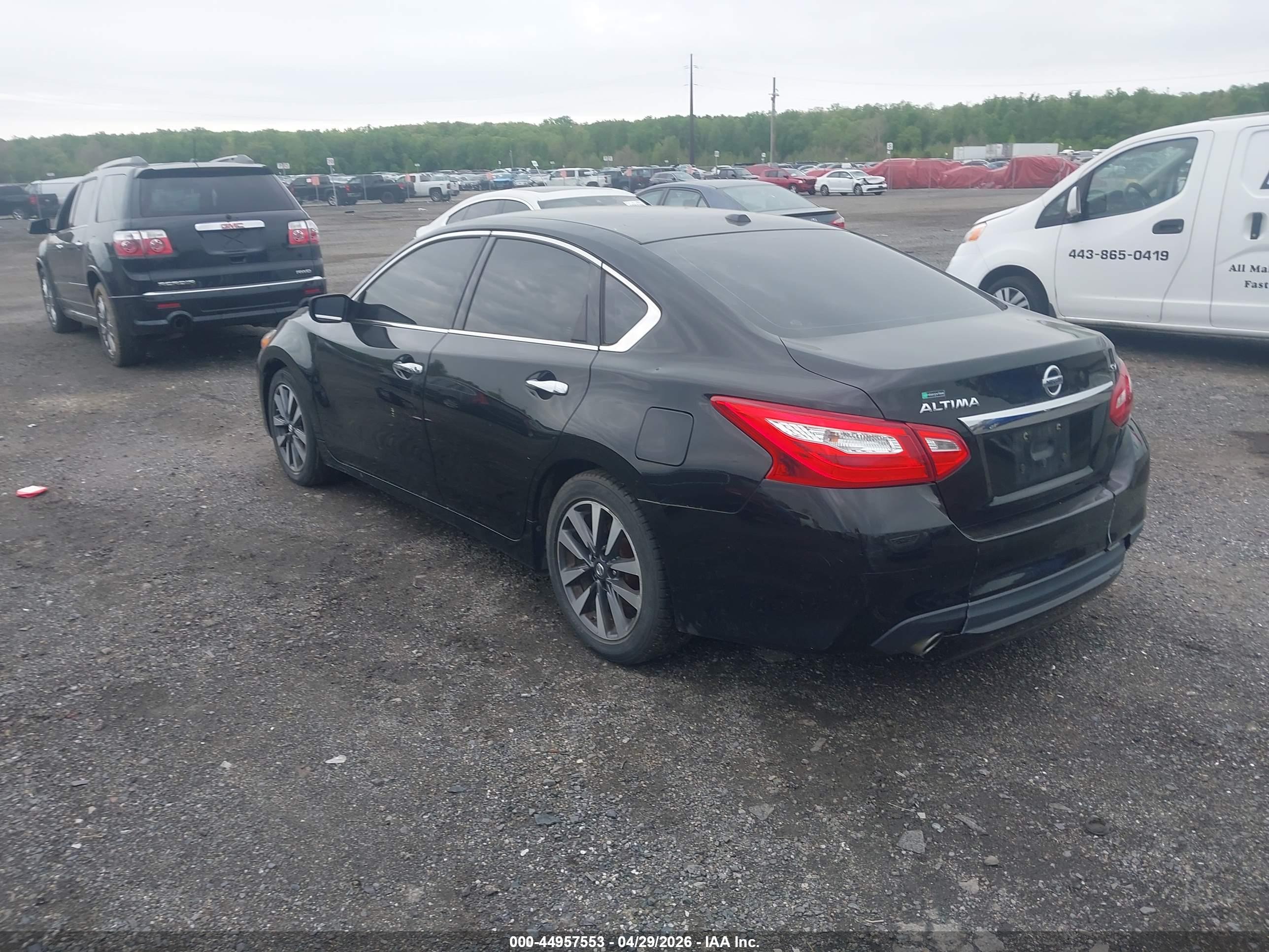 NISSAN ALTIMA image 3