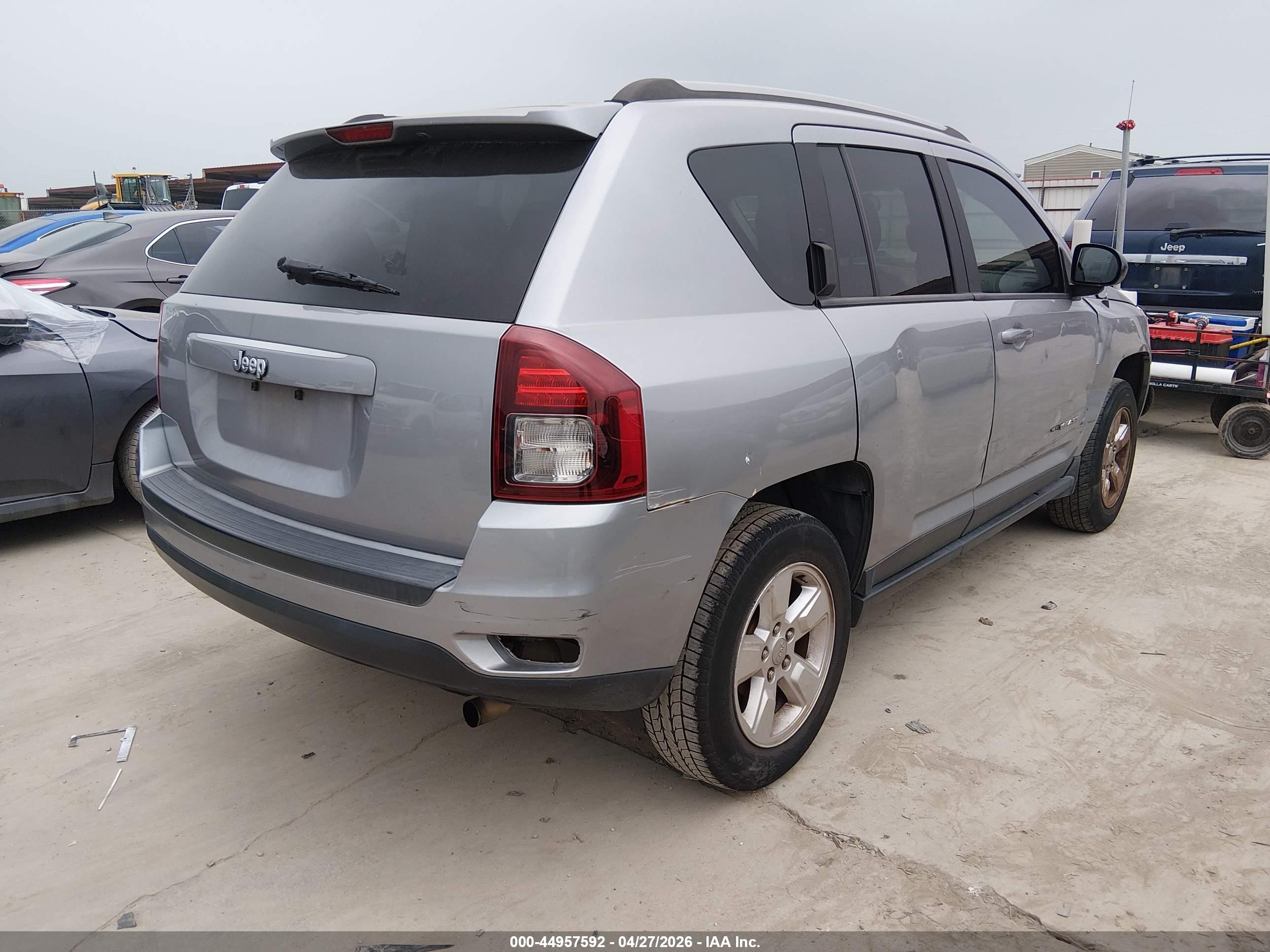 JEEP COMPASS image 4