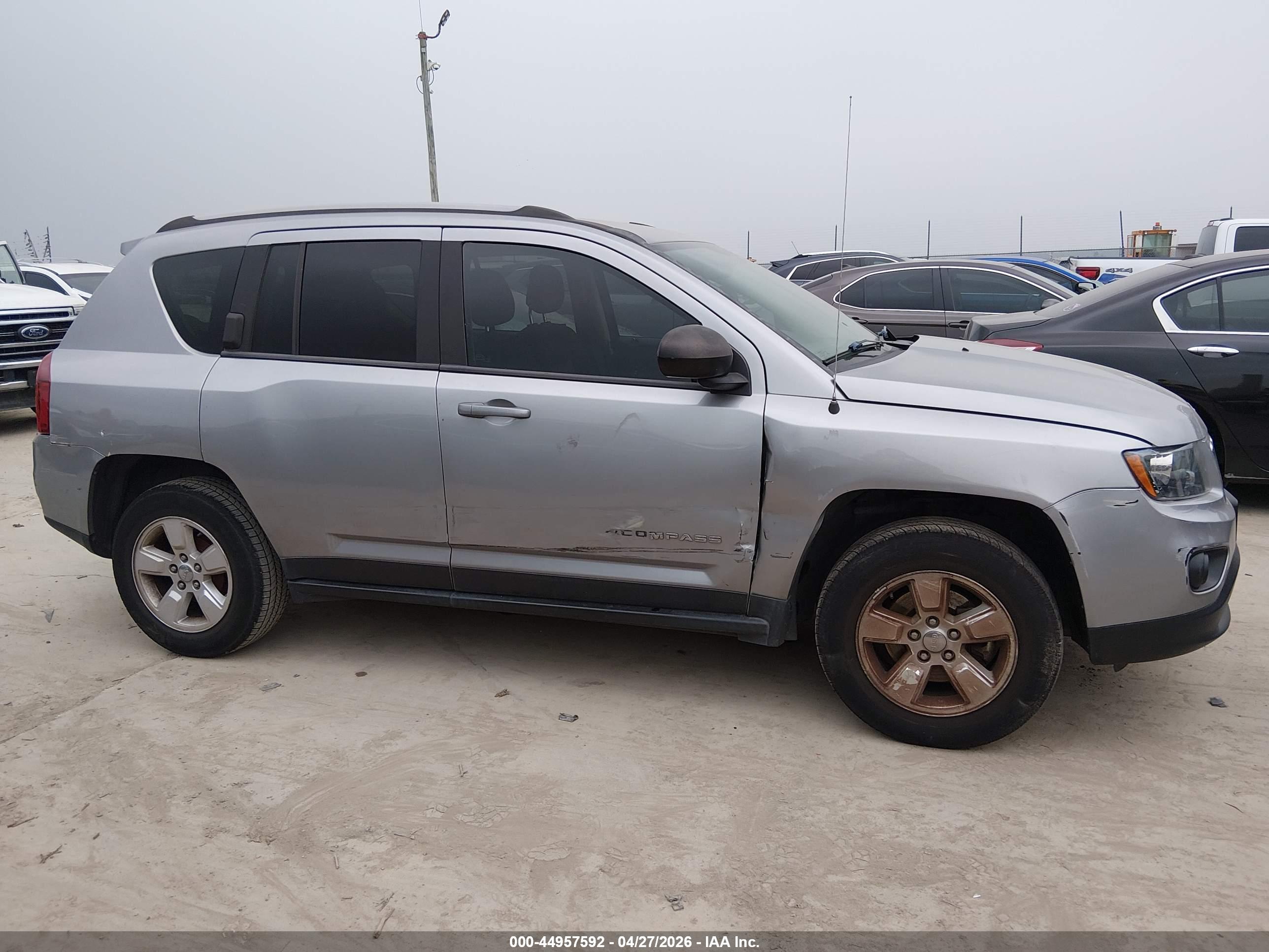 JEEP COMPASS image 6
