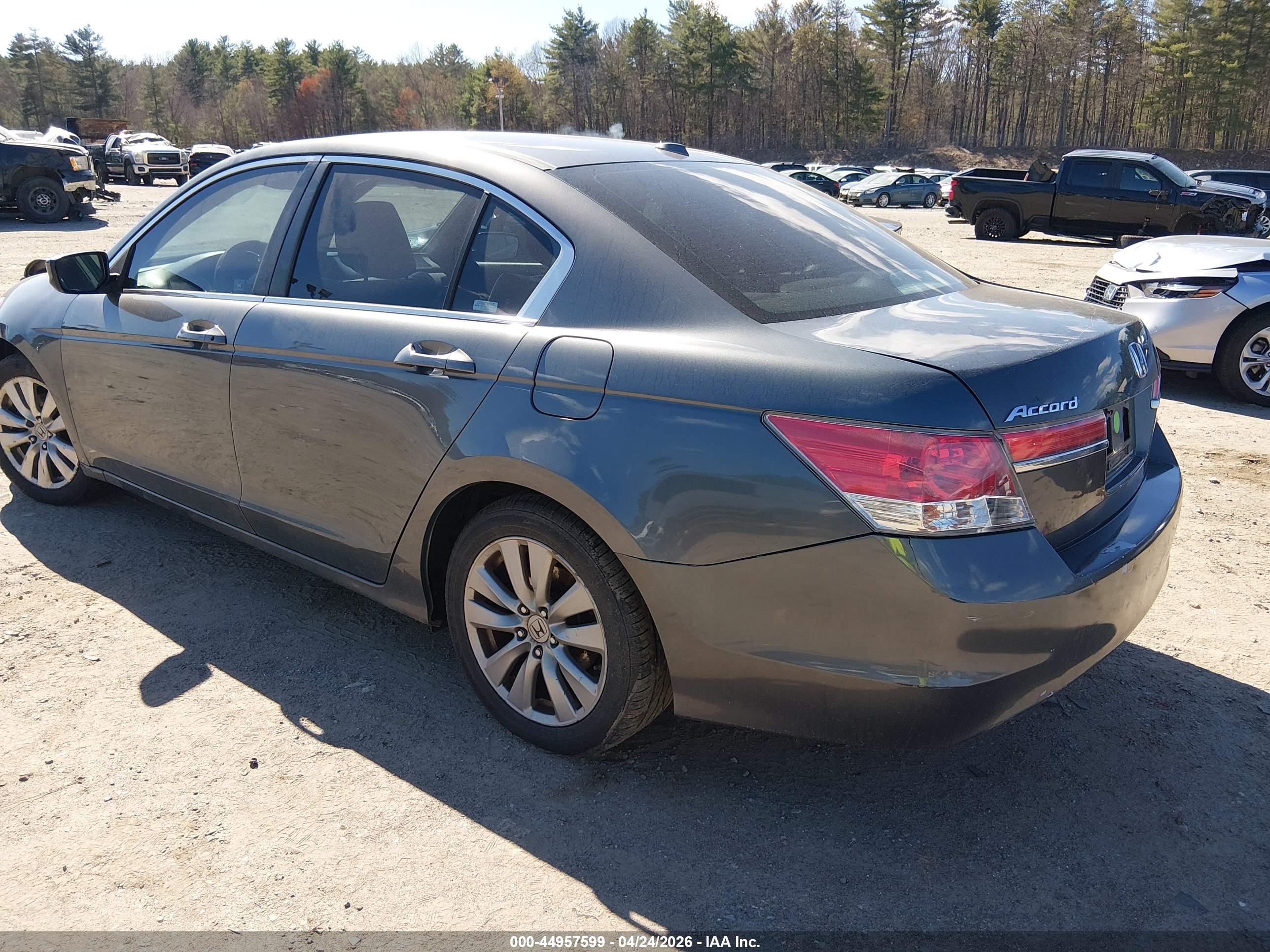 HONDA ACCORD image 3