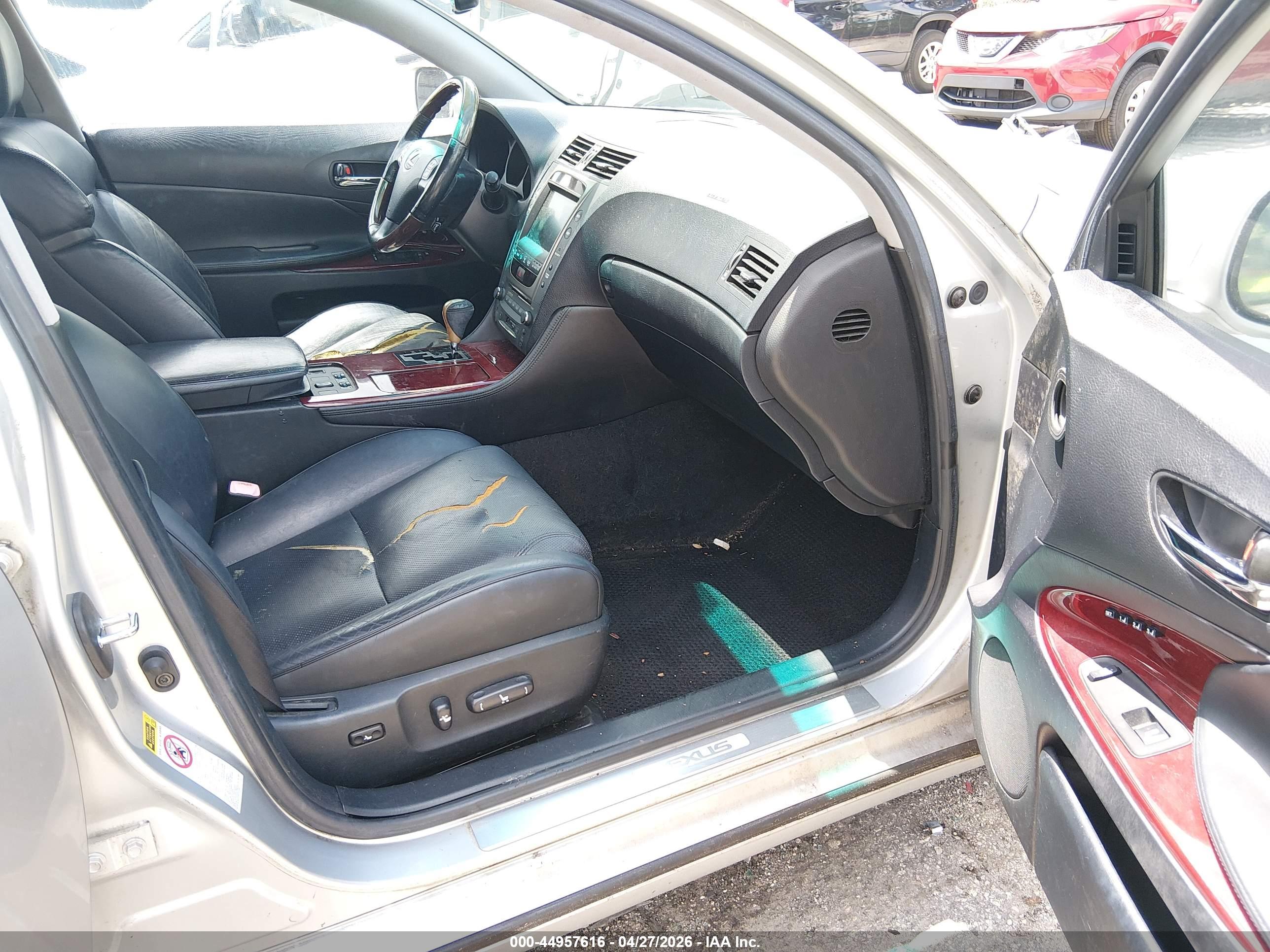 LEXUS GS image 5