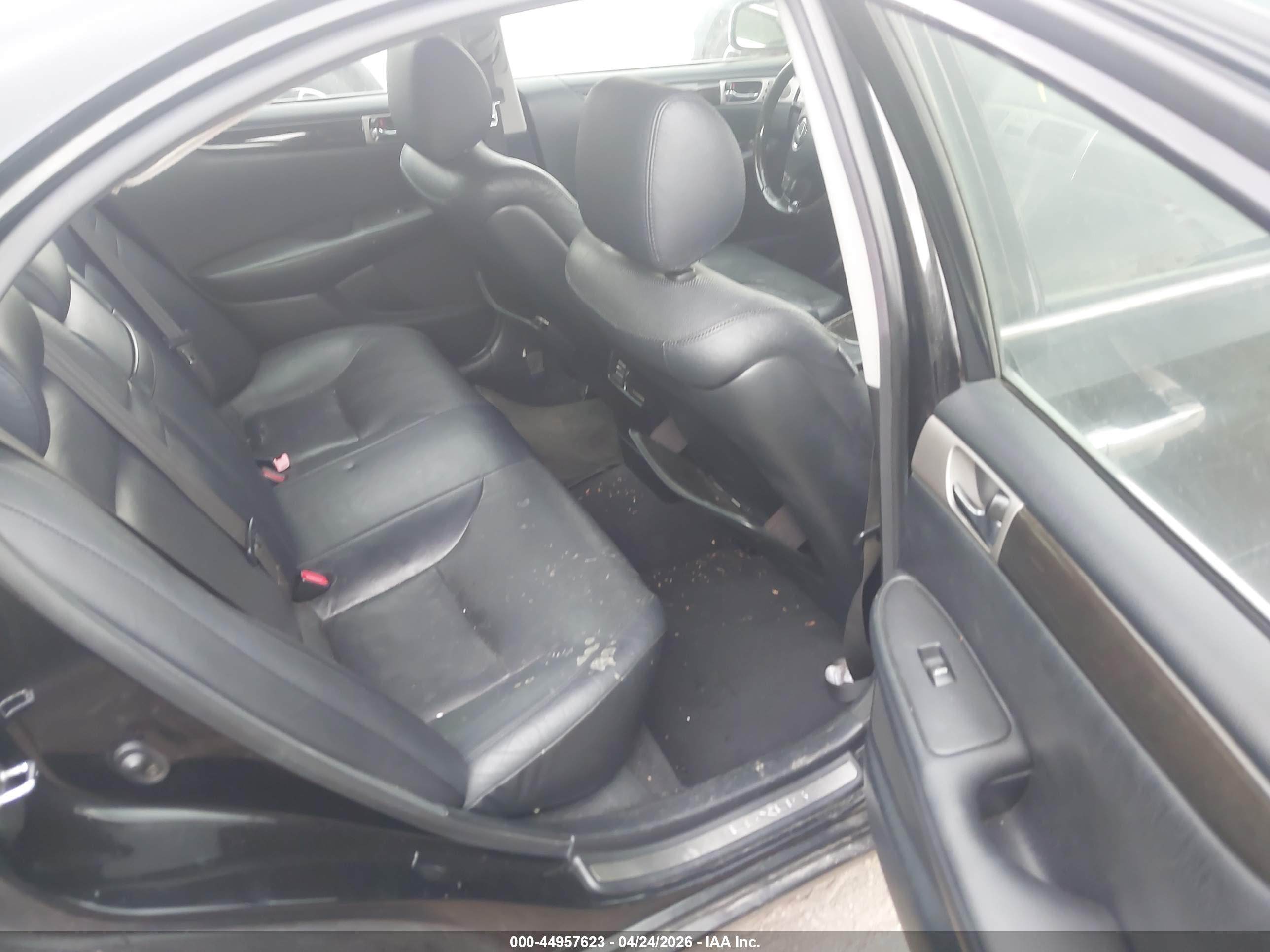 LEXUS ES image 8