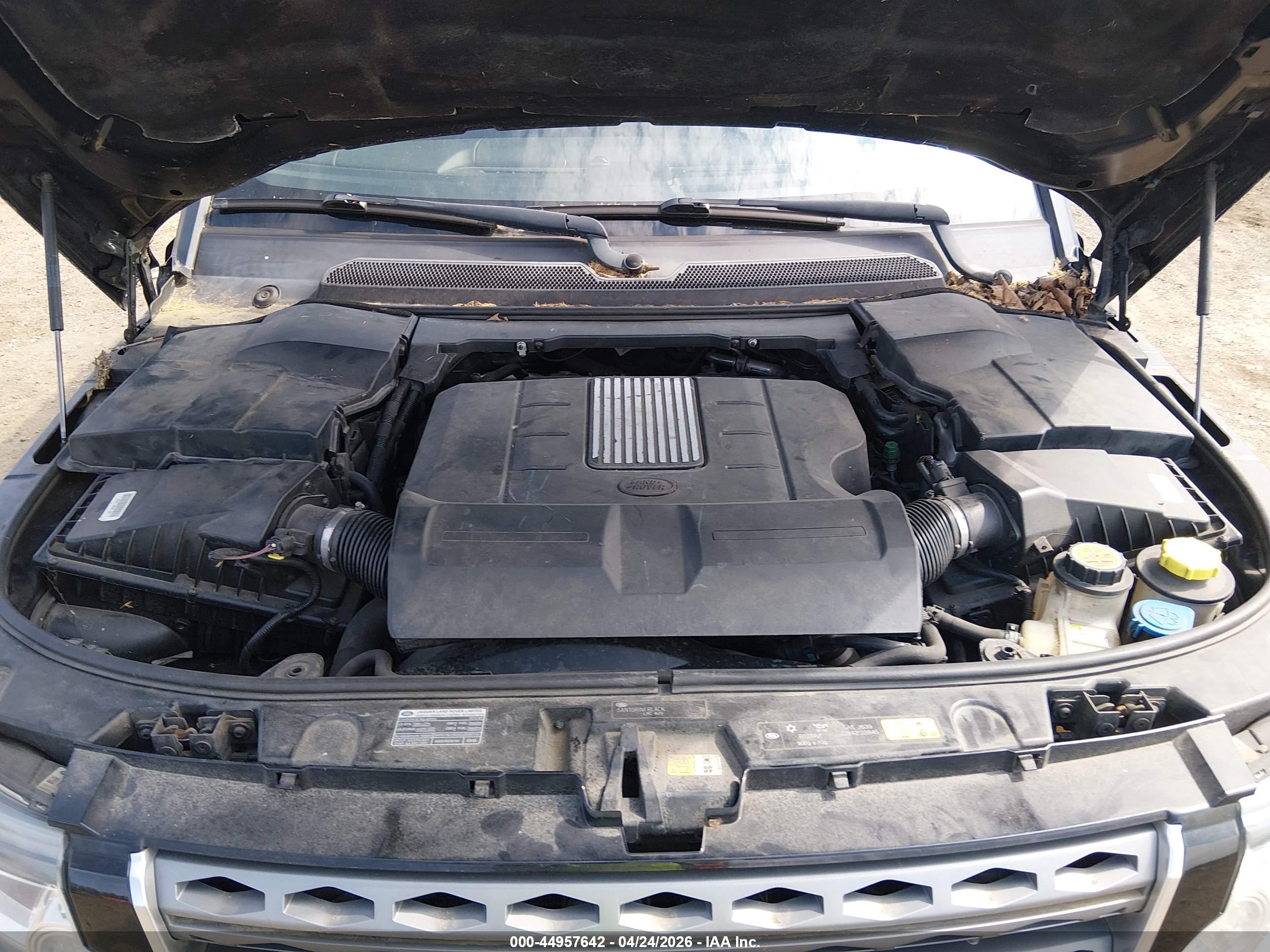 LAND ROVER image 10