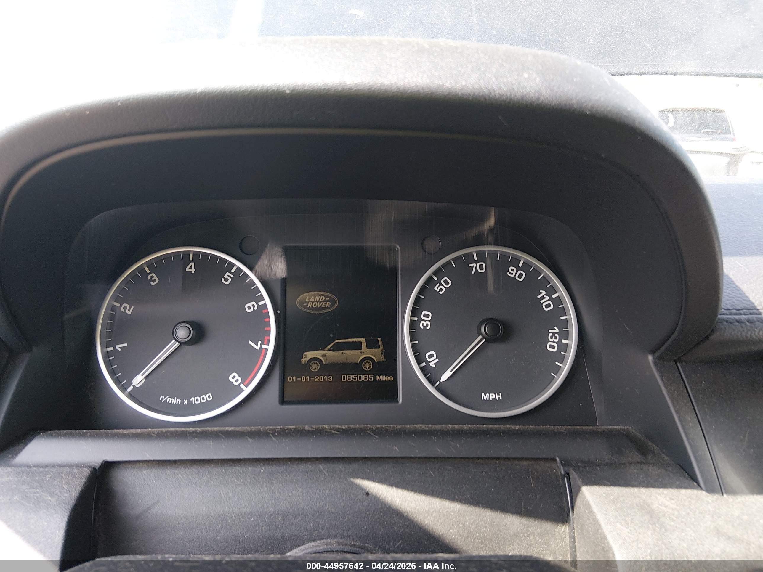 LAND ROVER image 7