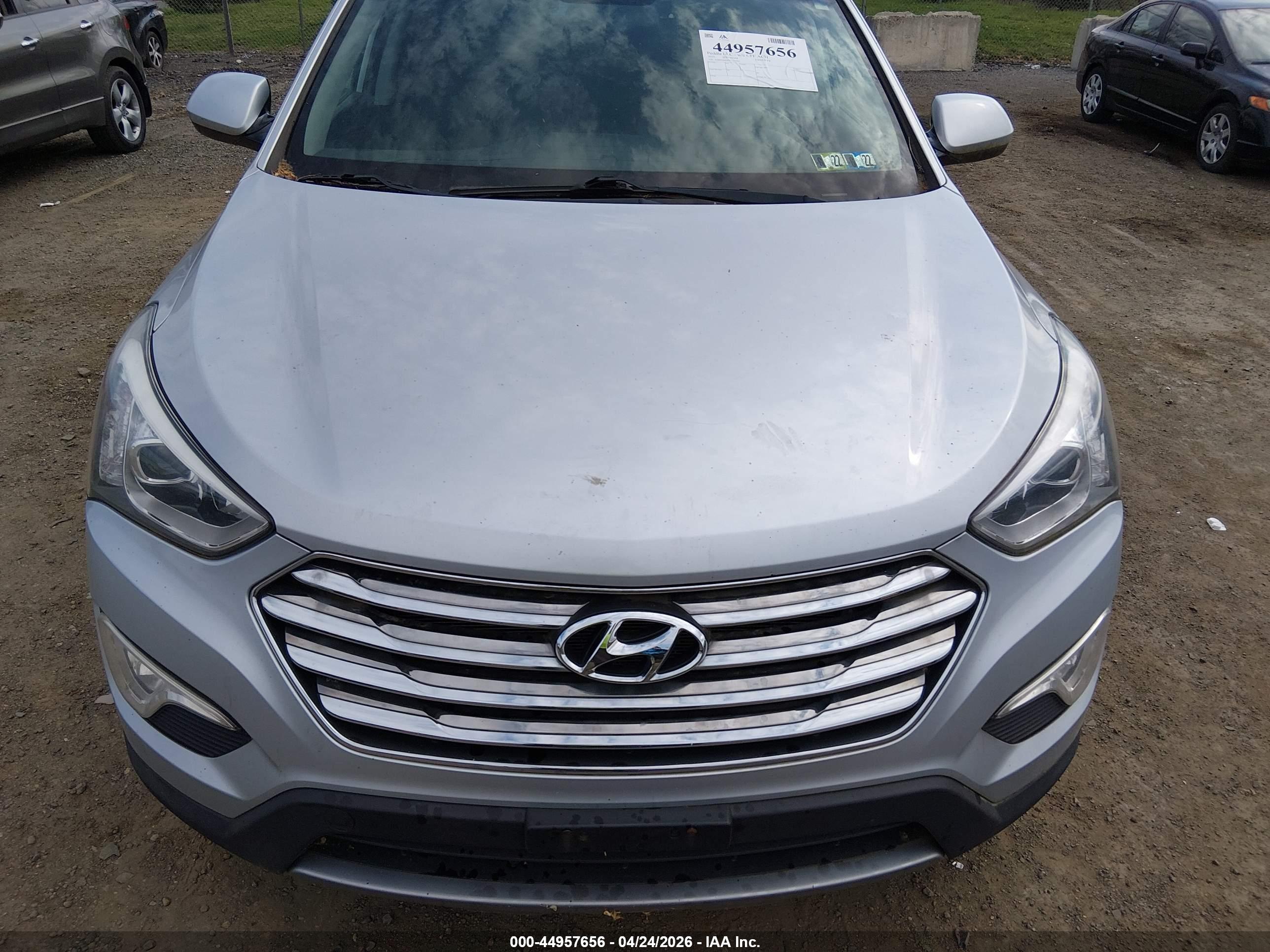 HYUNDAI SANTA image 6