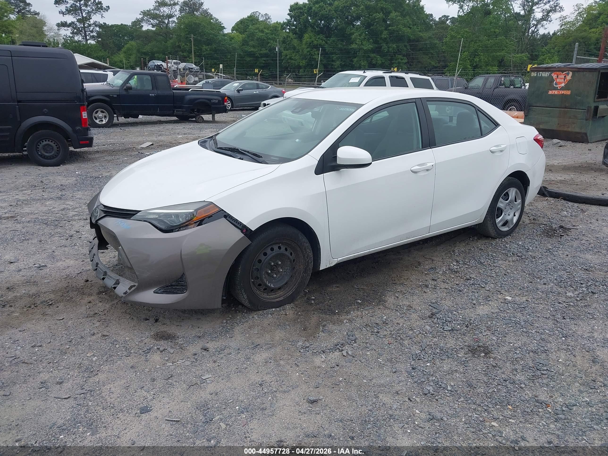 TOYOTA COROLLA image 2
